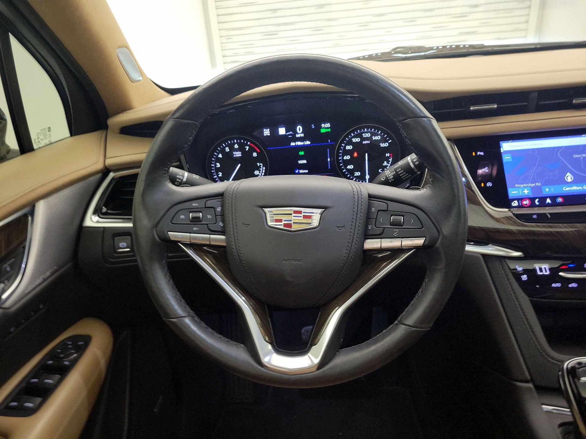 Thumbnail: 2022 Cadillac XT6 - 10