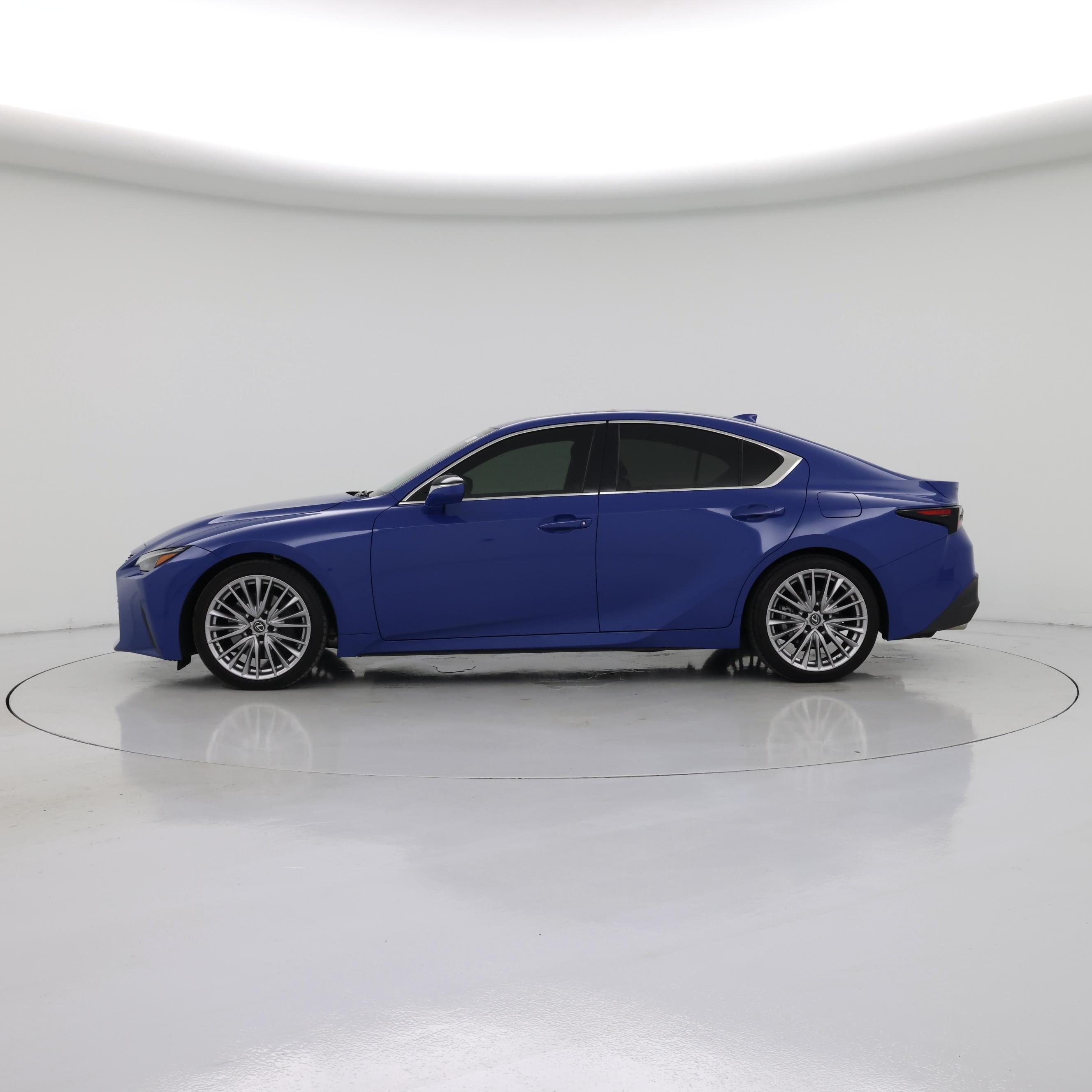 Thumbnail: 2023 Lexus IS - 3