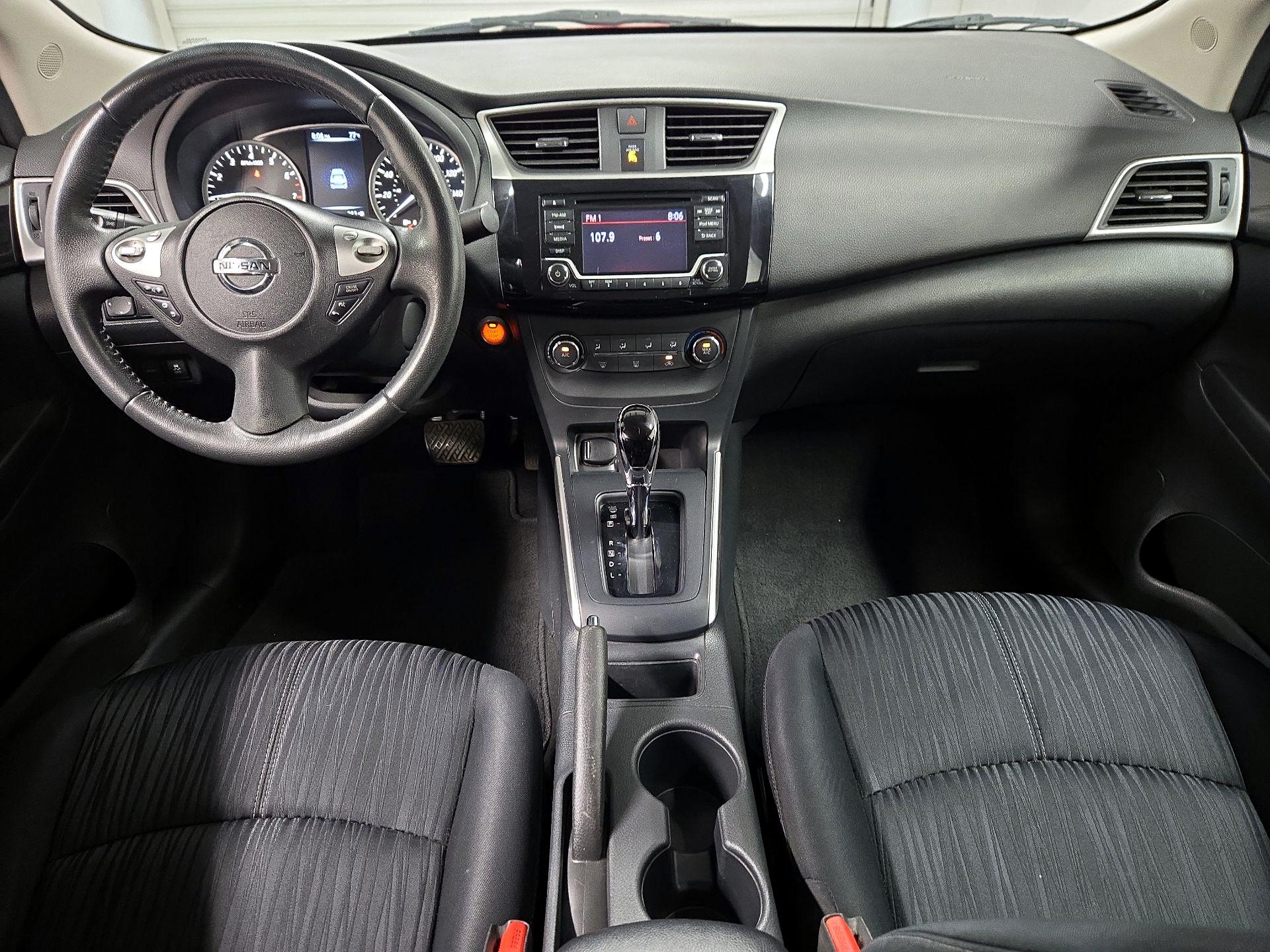 Thumbnail: 2017 Nissan Sentra - 9