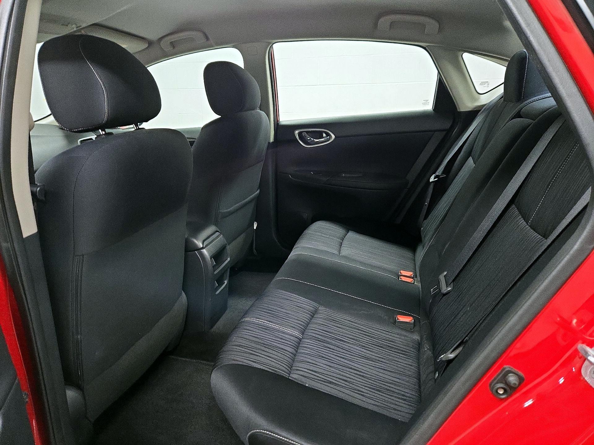 Thumbnail: 2017 Nissan Sentra - 19