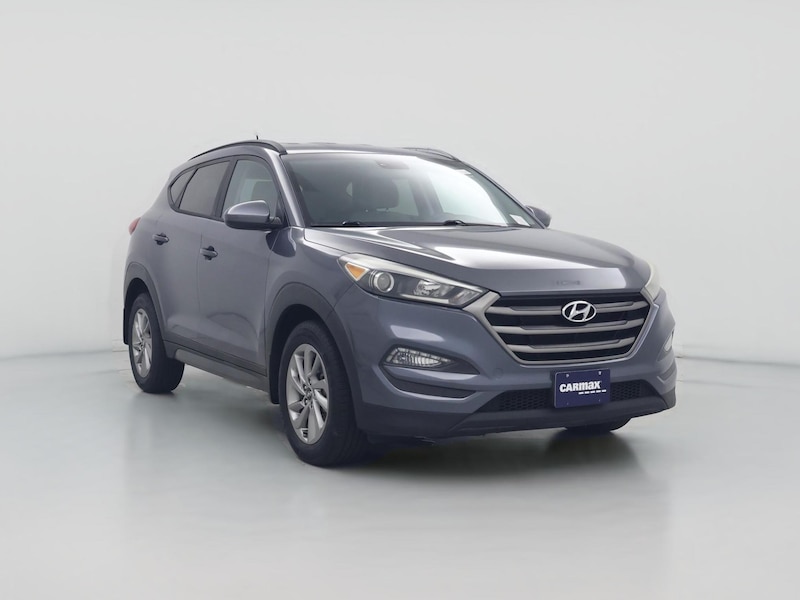 2016 Hyundai Tucson SE -
                  Irvine, CA