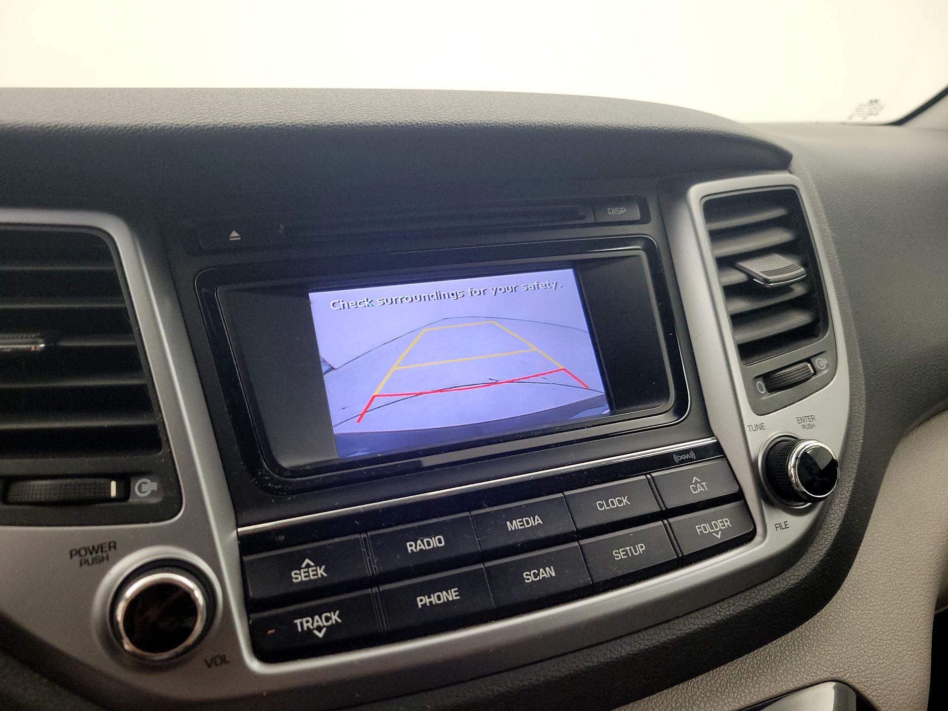 Thumbnail: 2016 Hyundai Tucson - 14
