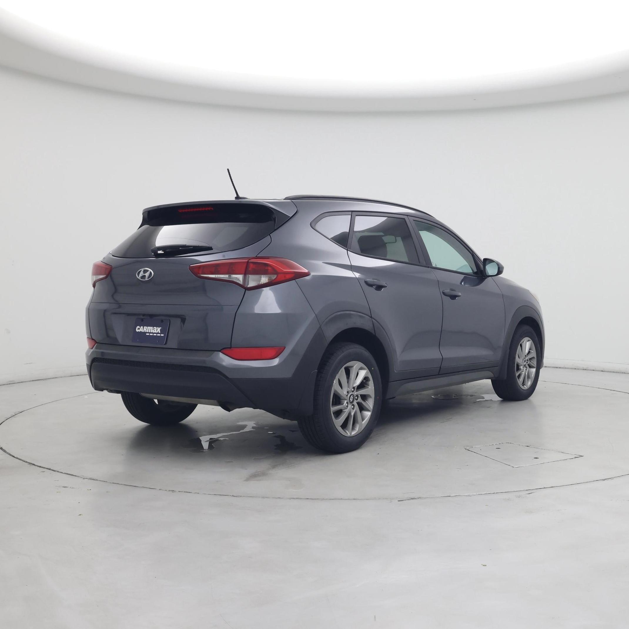 Thumbnail: 2016 Hyundai Tucson - 8