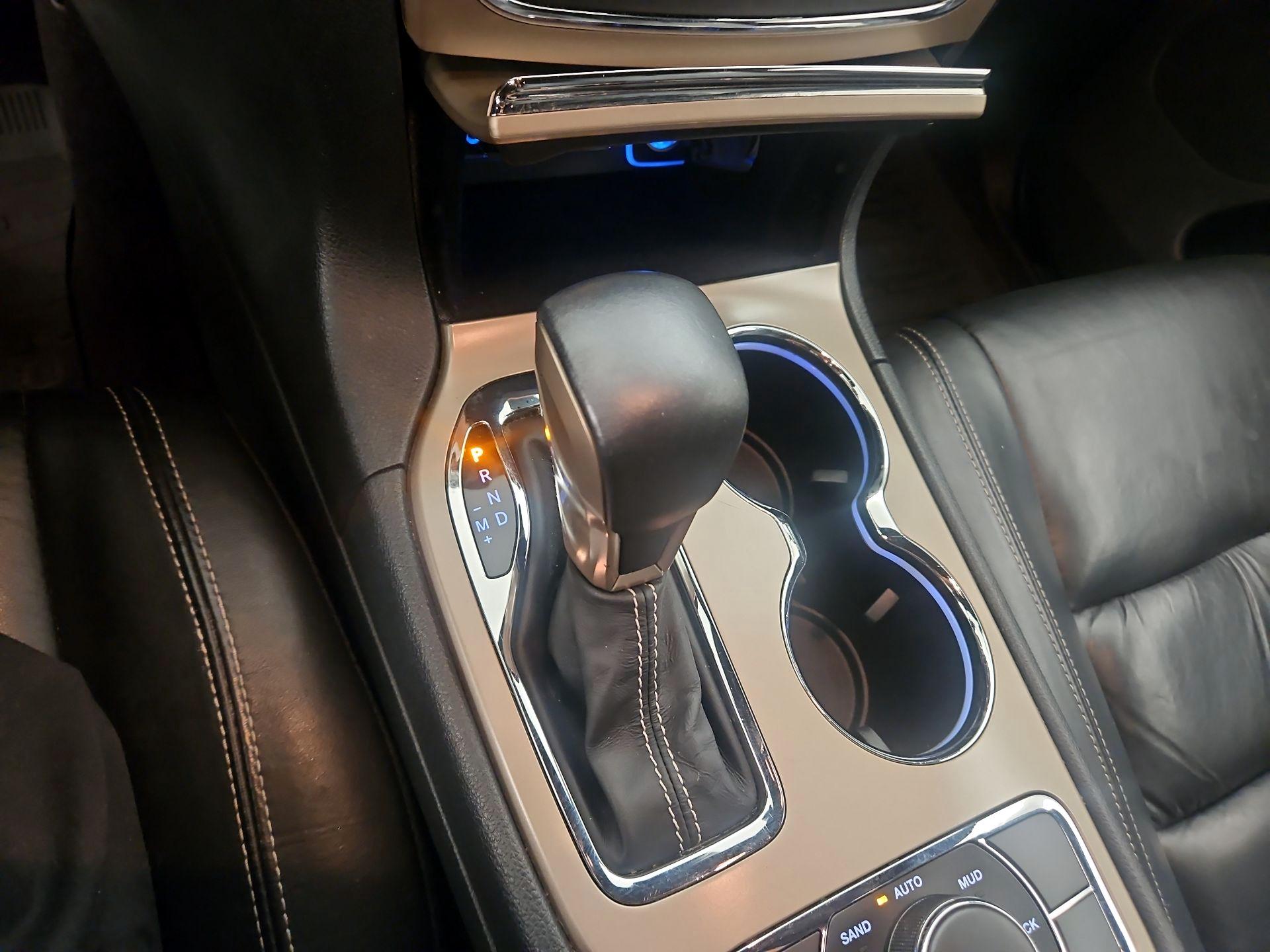 Thumbnail: 2016 Jeep Grand Cherokee - 18