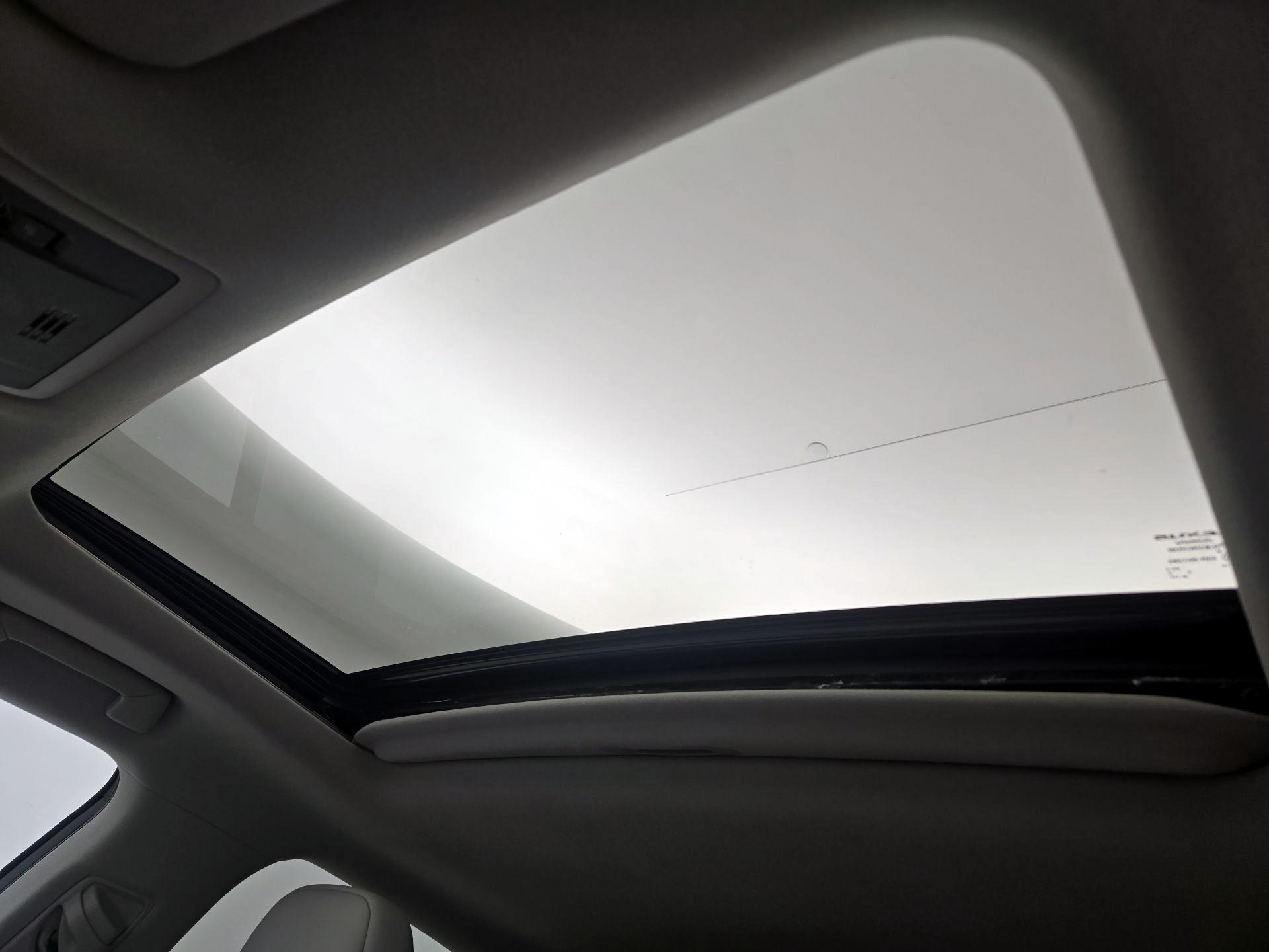 Thumbnail: 2020 Lexus RX - 19