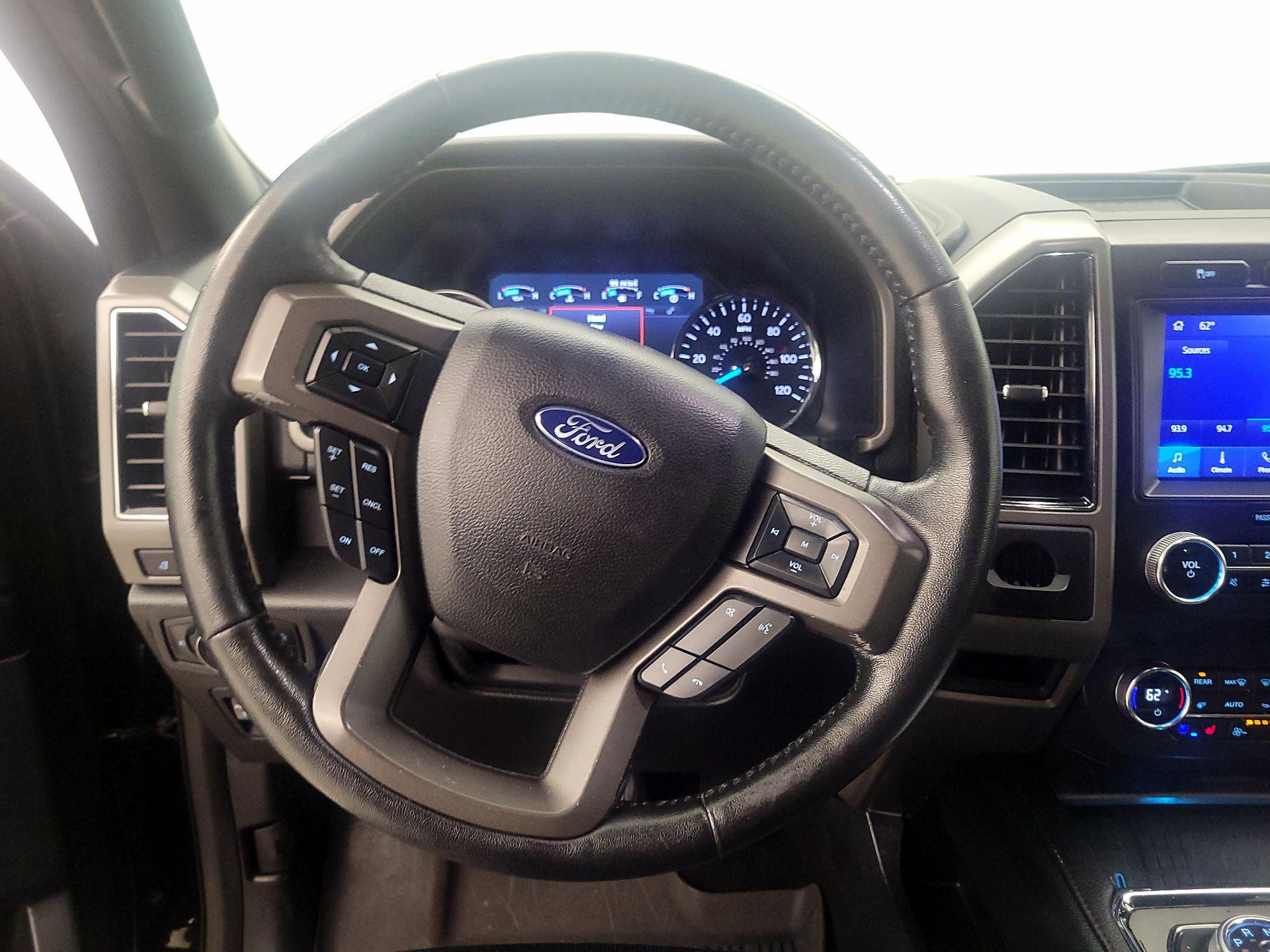 Thumbnail: 2020 Ford Expedition - 10