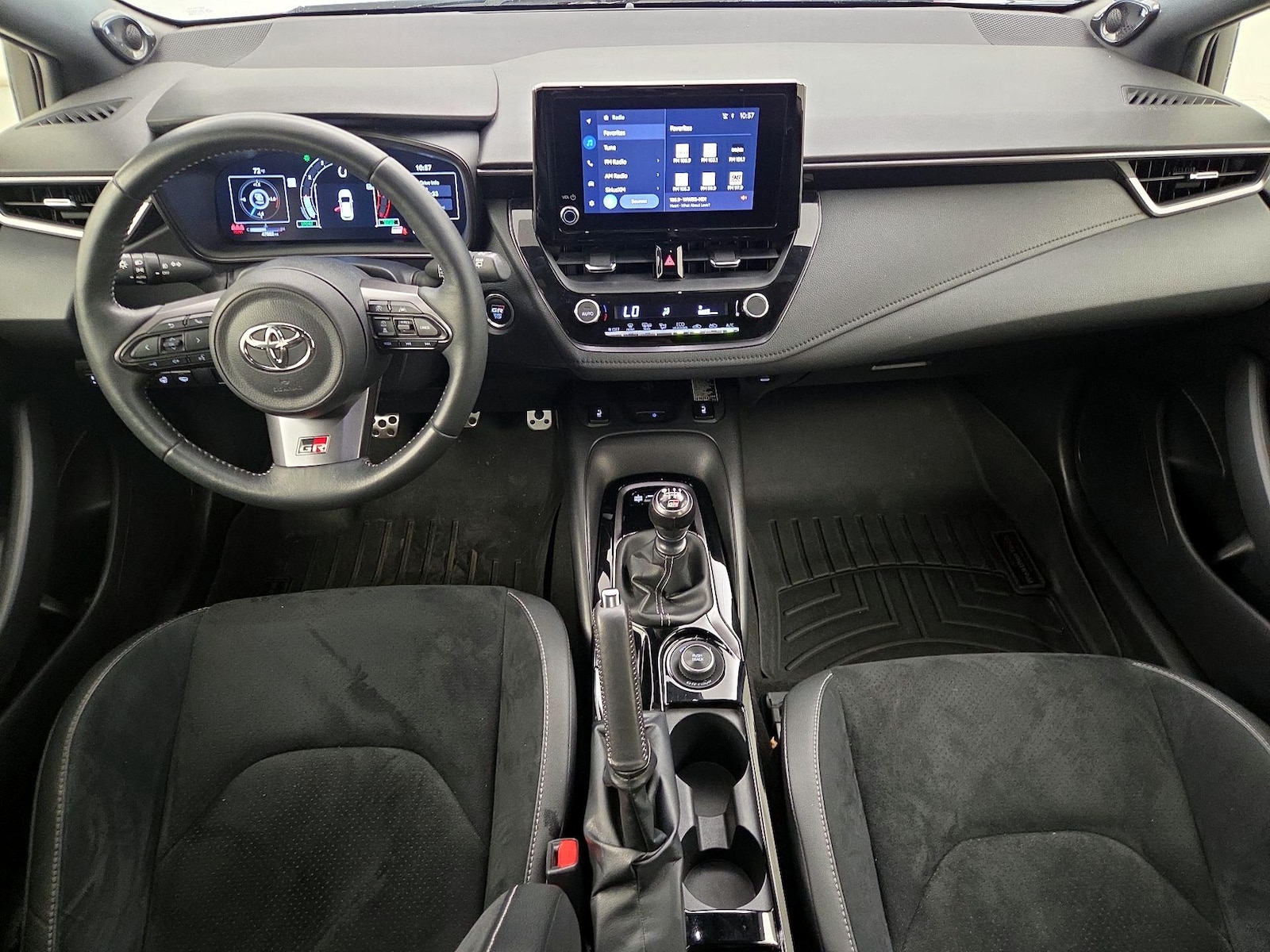2024 Toyota GR Corolla Premium - Photo 10