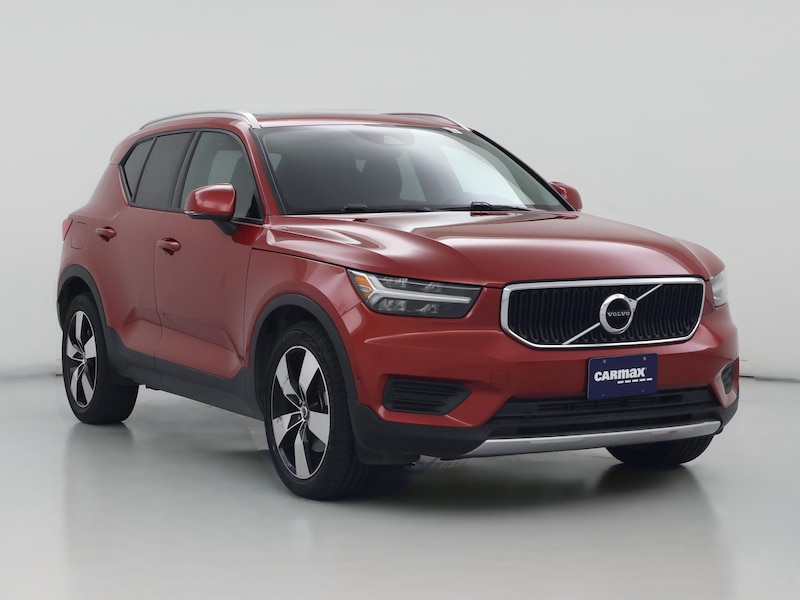 2019 Volvo XC40 T5 Momentum -
                  Irving, TX