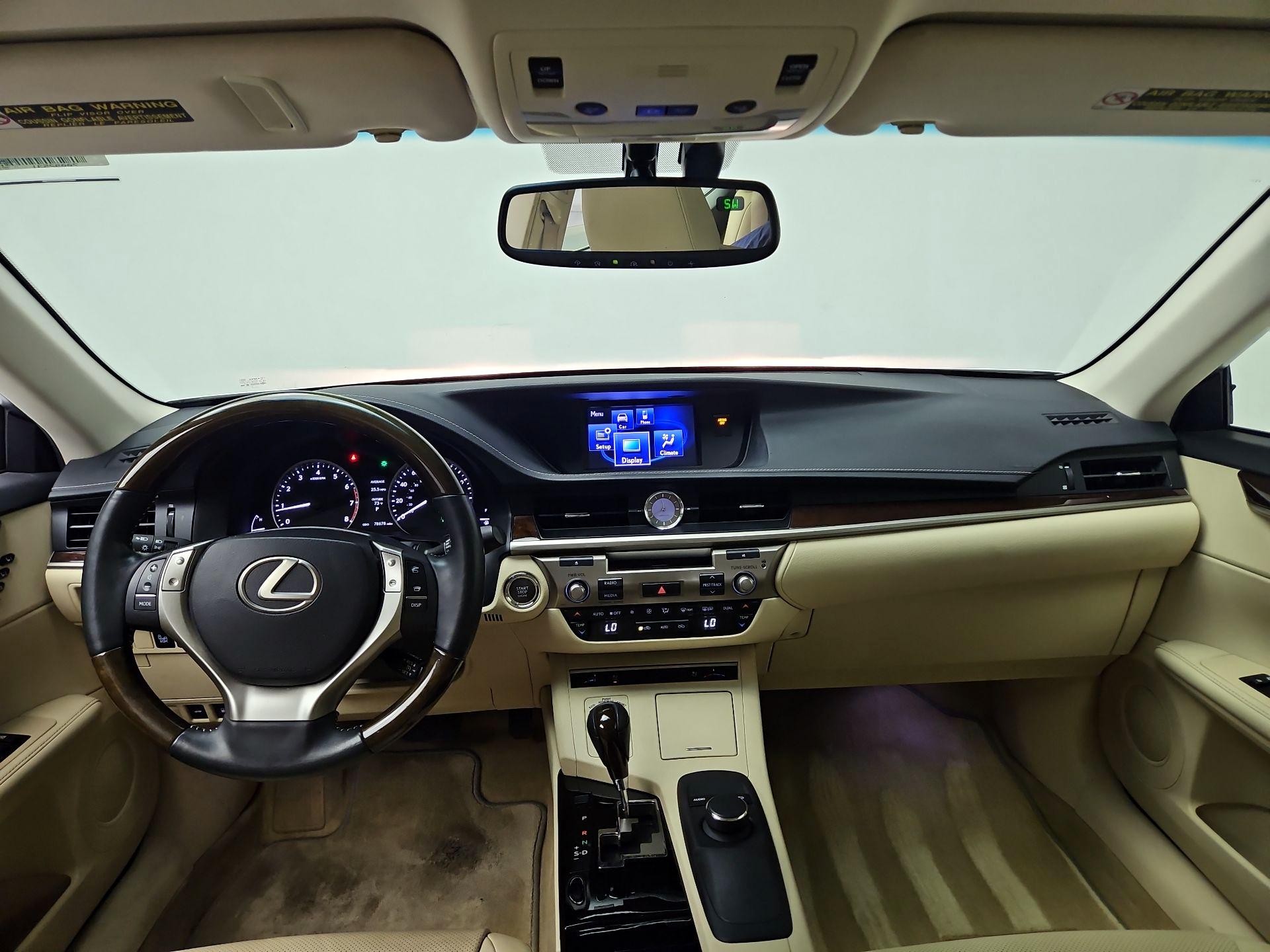 Thumbnail: 2014 Lexus ES - 9
