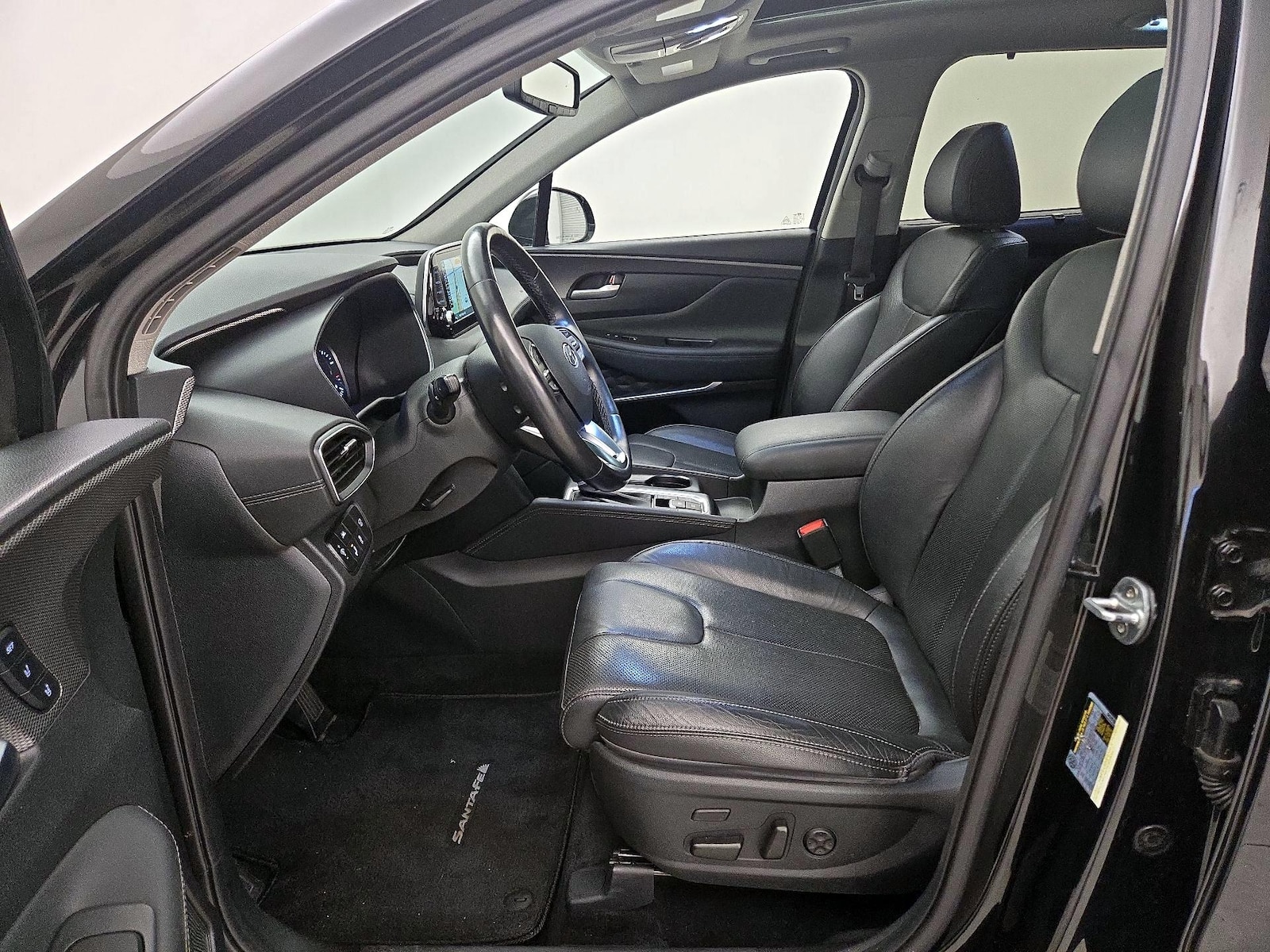 2020 Hyundai Santa Fe Limited - Photo 12