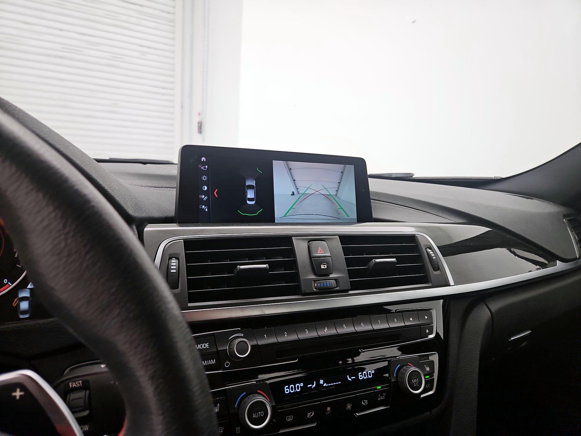 Thumbnail: 2018 BMW 3 Series - 14