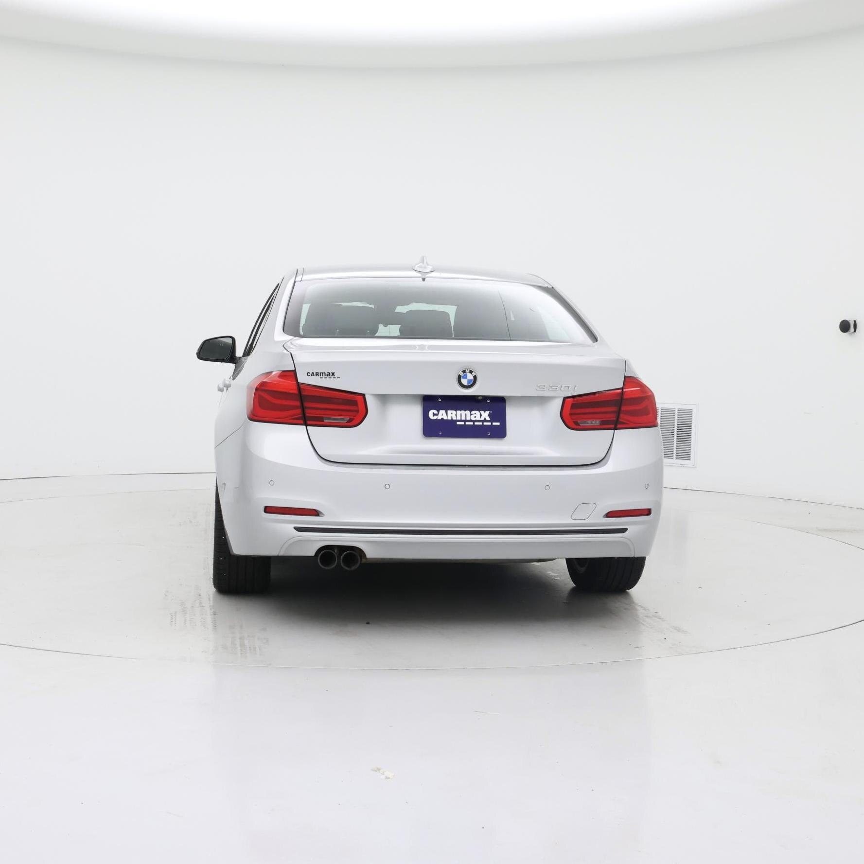 Thumbnail: 2018 BMW 3 Series - 6