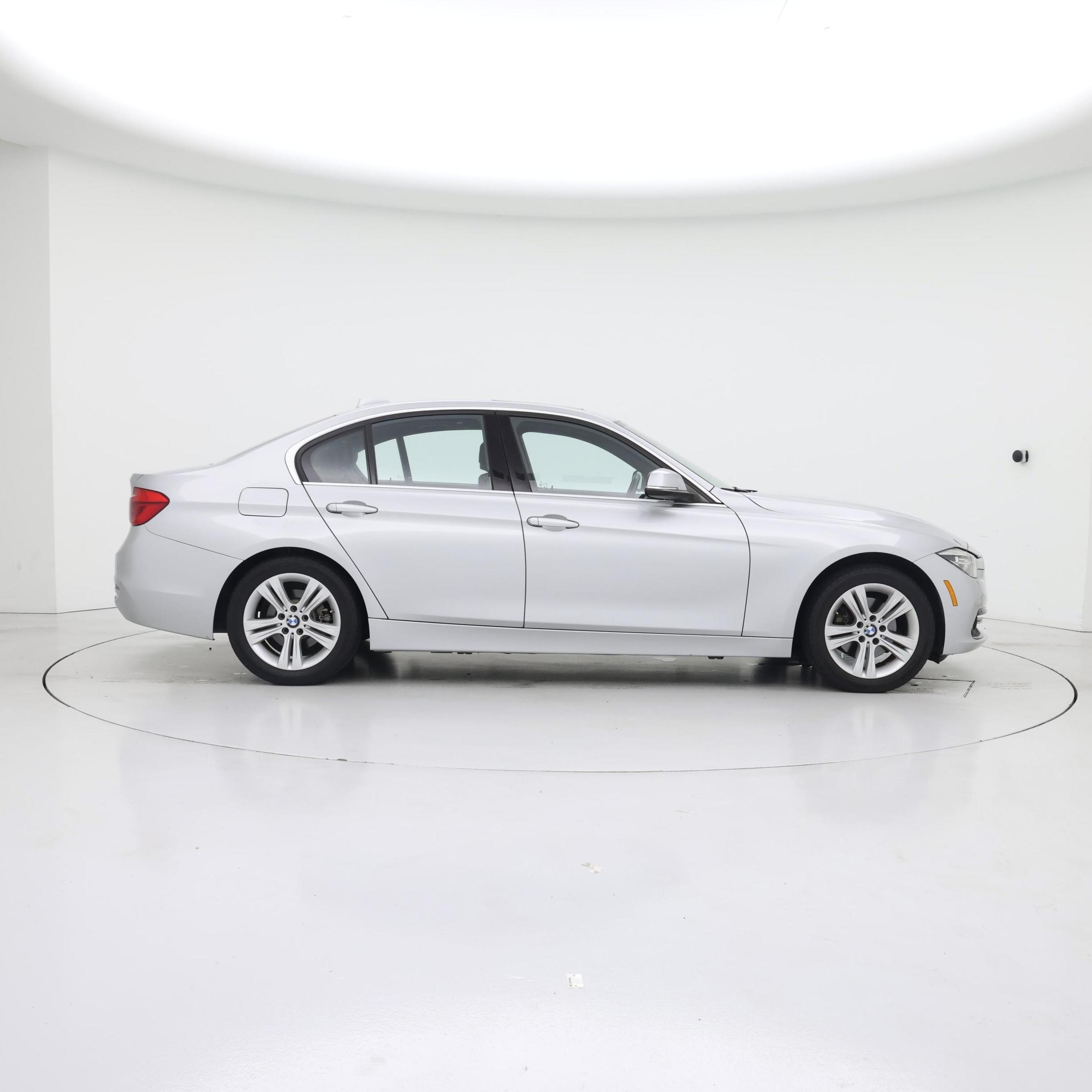 Thumbnail: 2018 BMW 3 Series - 7