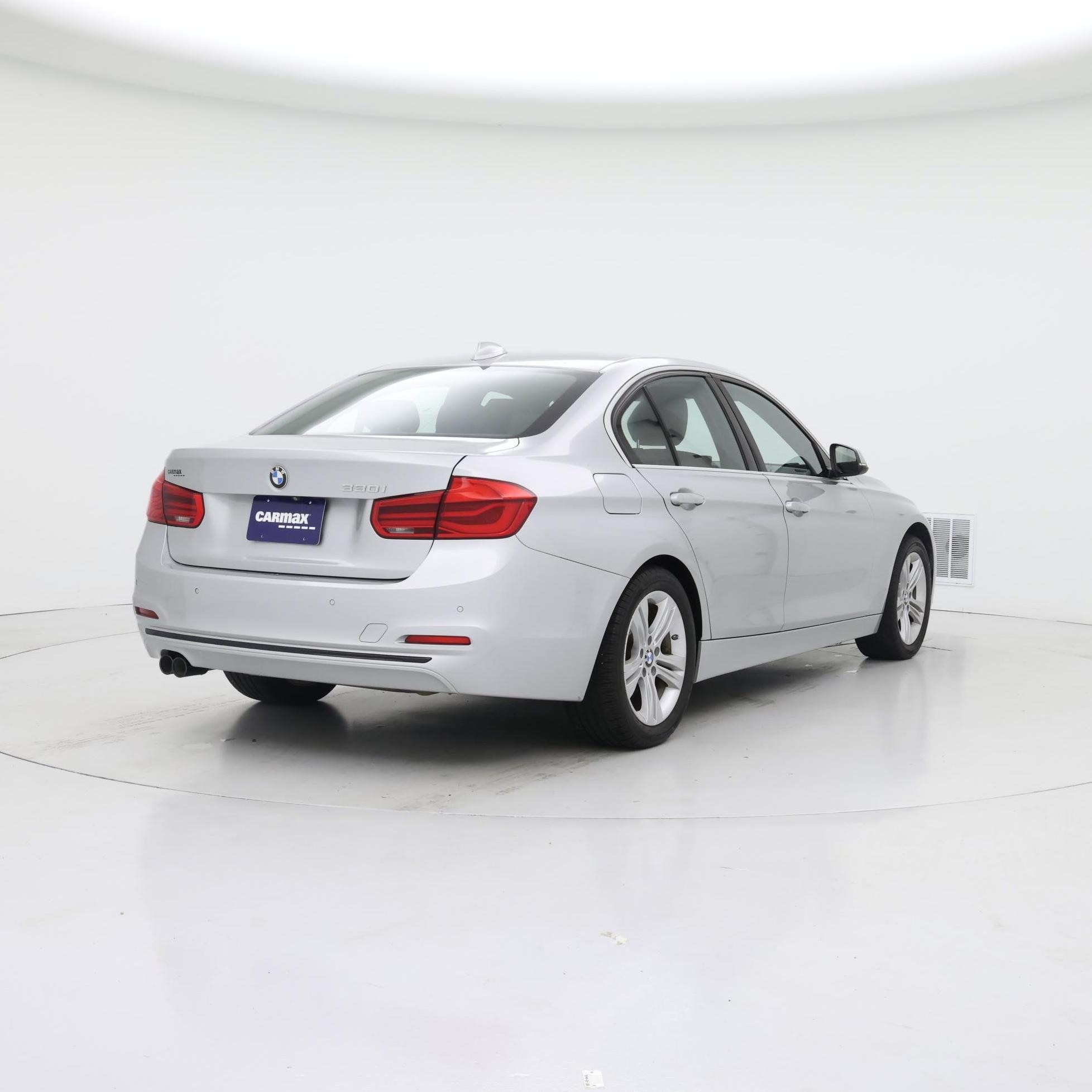 Thumbnail: 2018 BMW 3 Series - 8