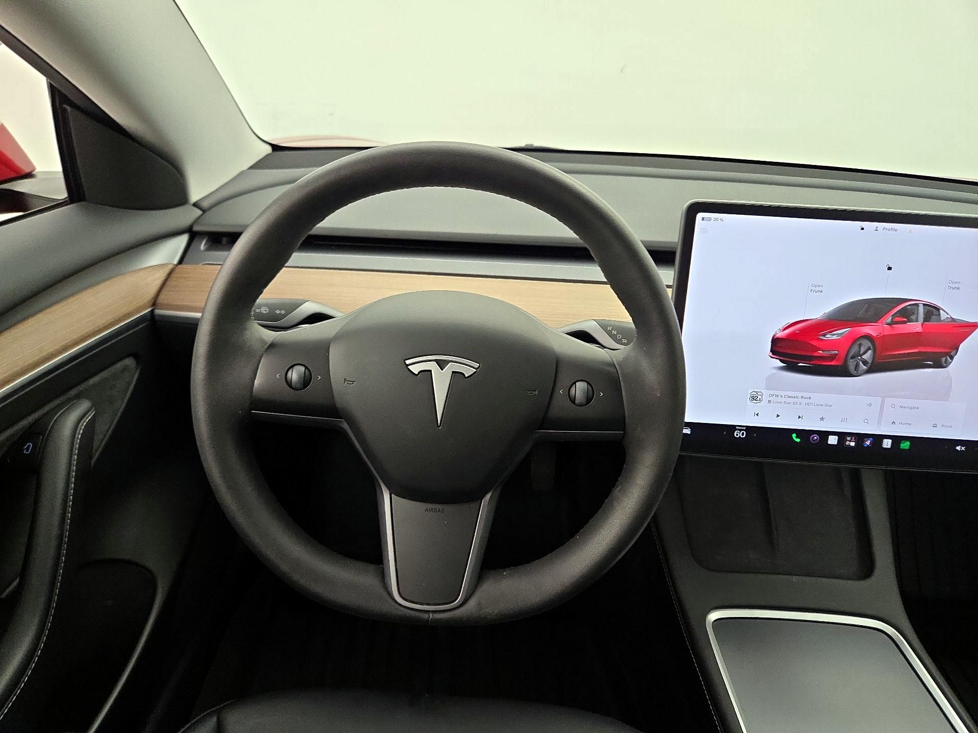 Thumbnail: 2023 Tesla Model 3 - 10