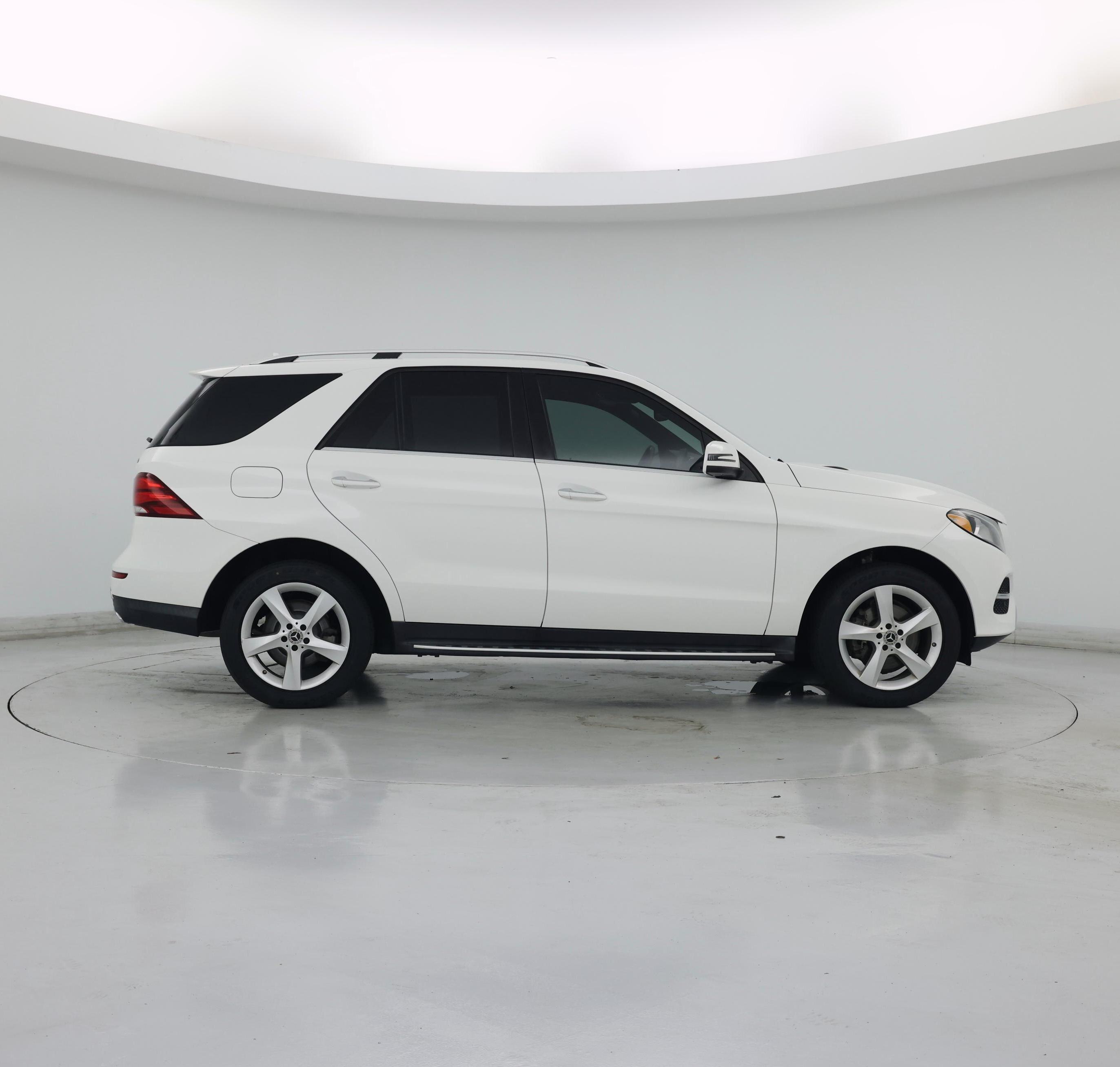 Thumbnail: 2018 Mercedes-Benz GLE - 7