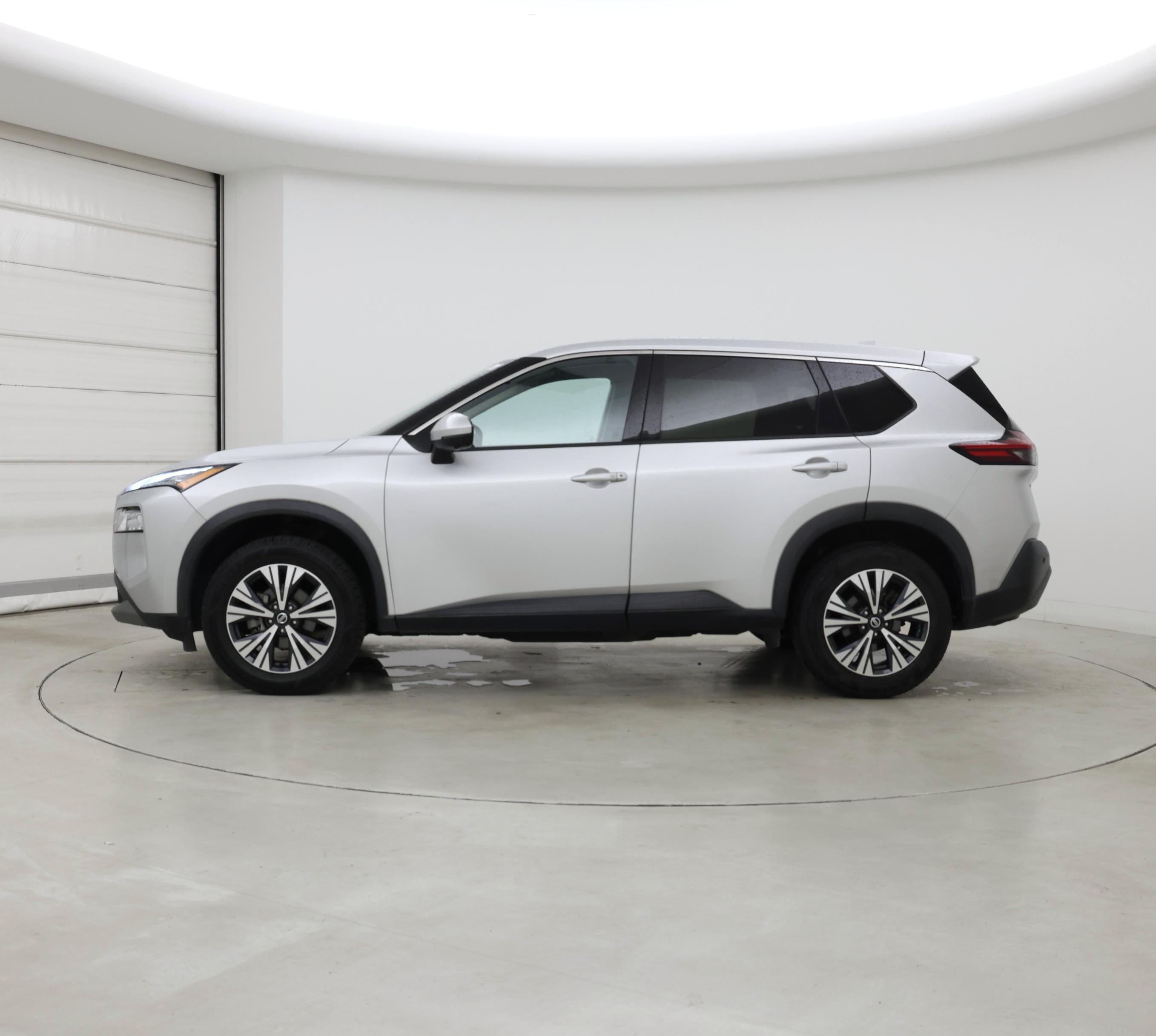 Thumbnail: 2021 Nissan Rogue - 3
