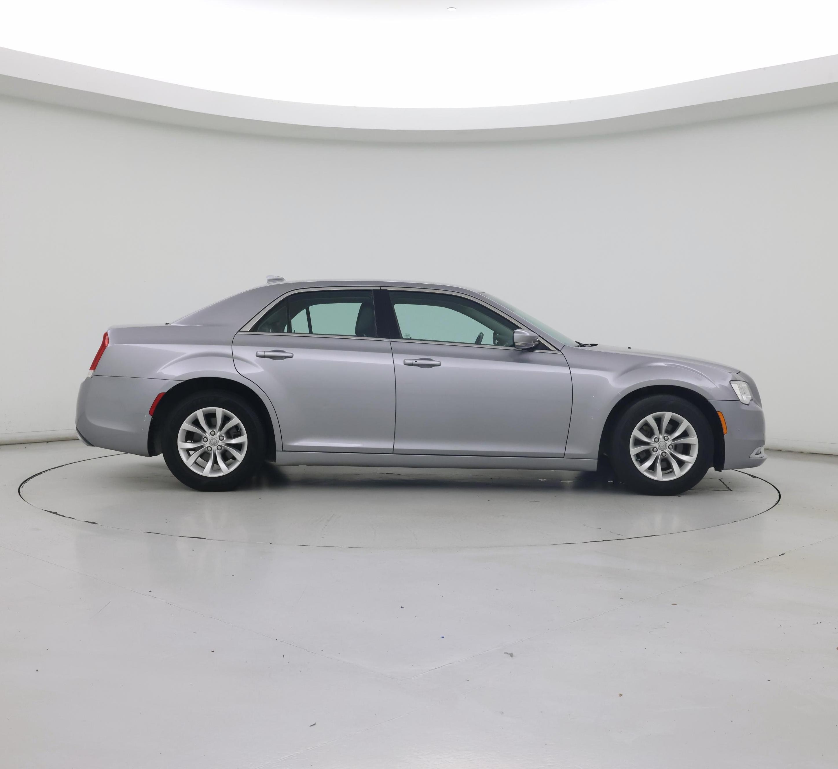 Thumbnail: 2015 Chrysler 300 - 7