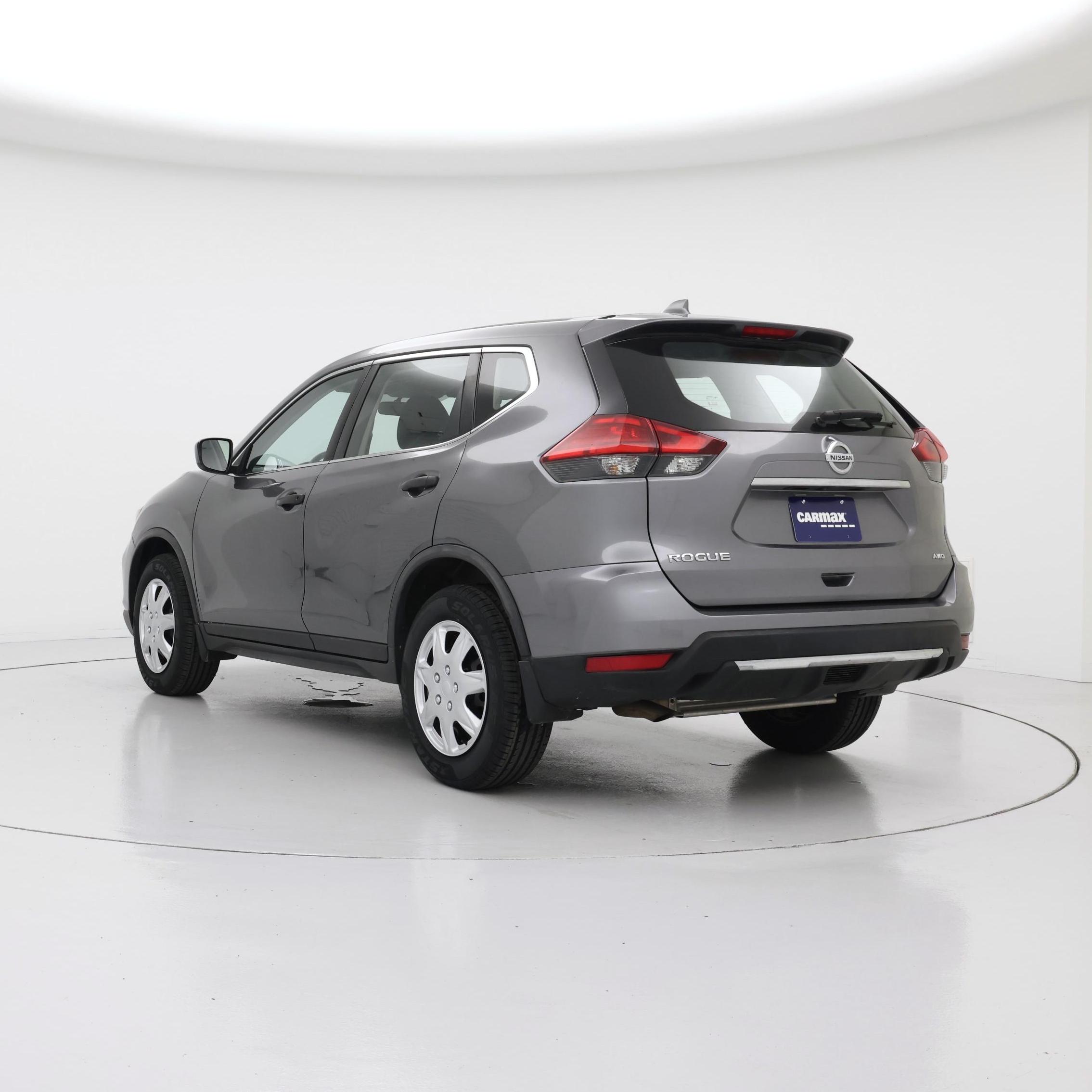 Thumbnail: 2017 Nissan Rogue - 2