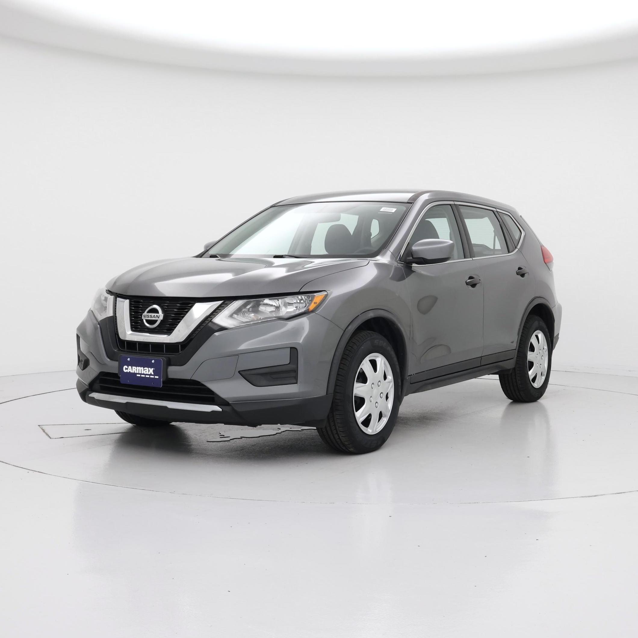 Thumbnail: 2017 Nissan Rogue - 4