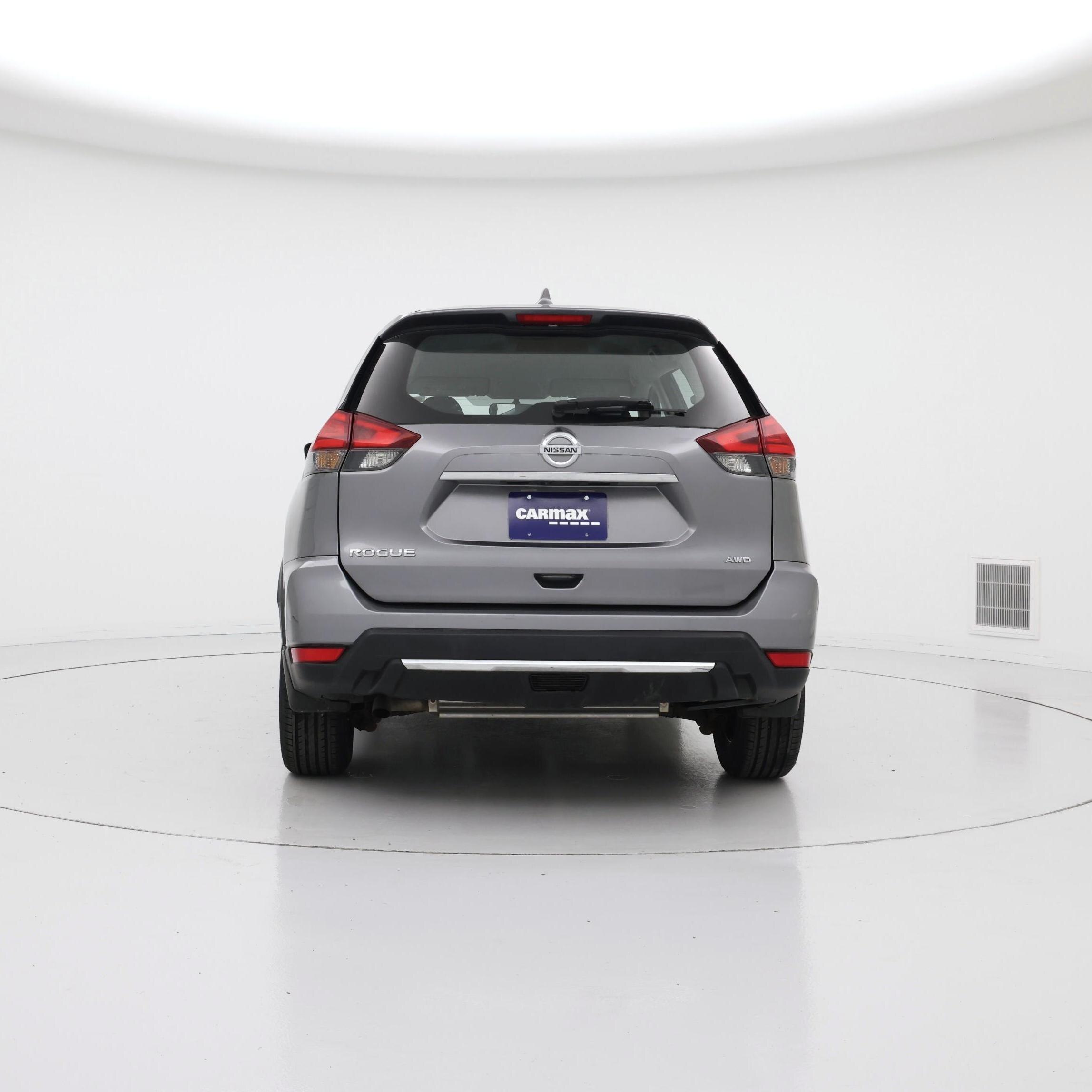 Thumbnail: 2017 Nissan Rogue - 6