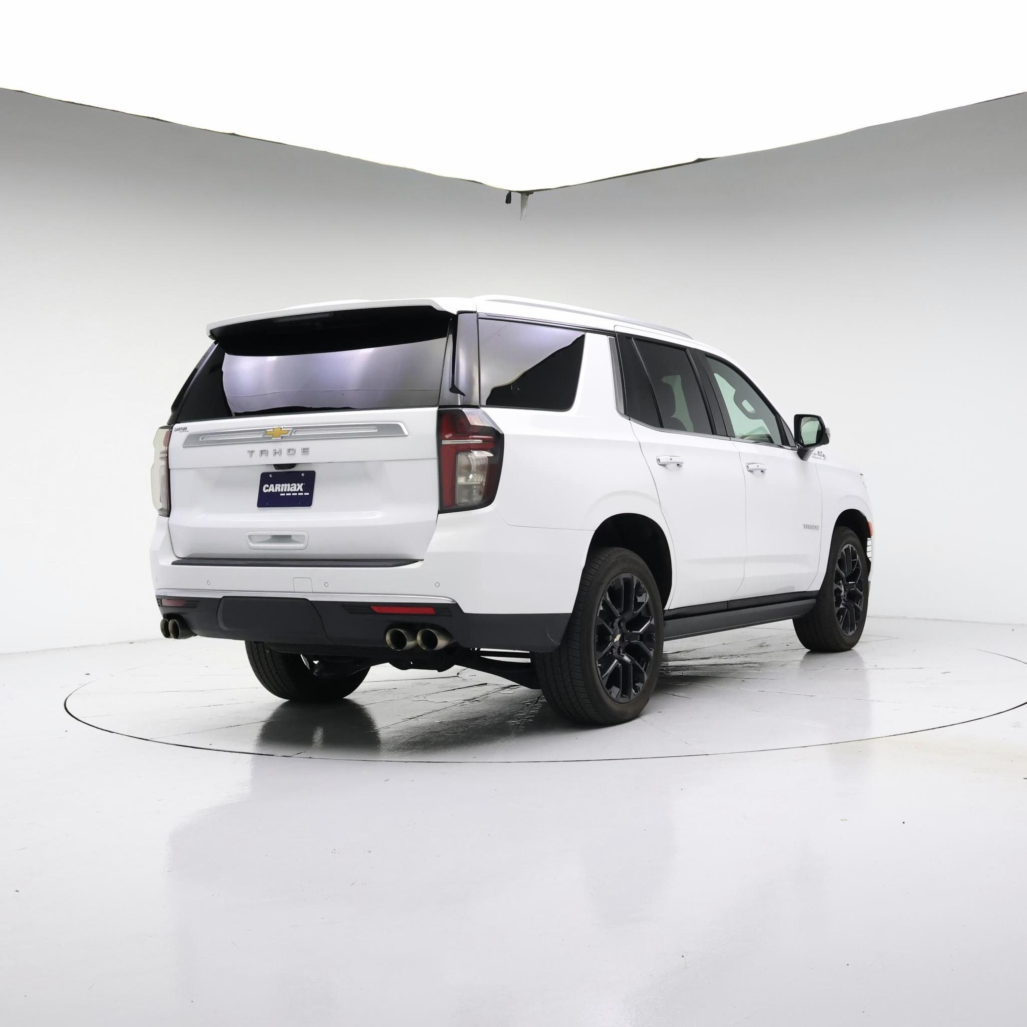 Thumbnail: 2023 Chevrolet Tahoe - 8