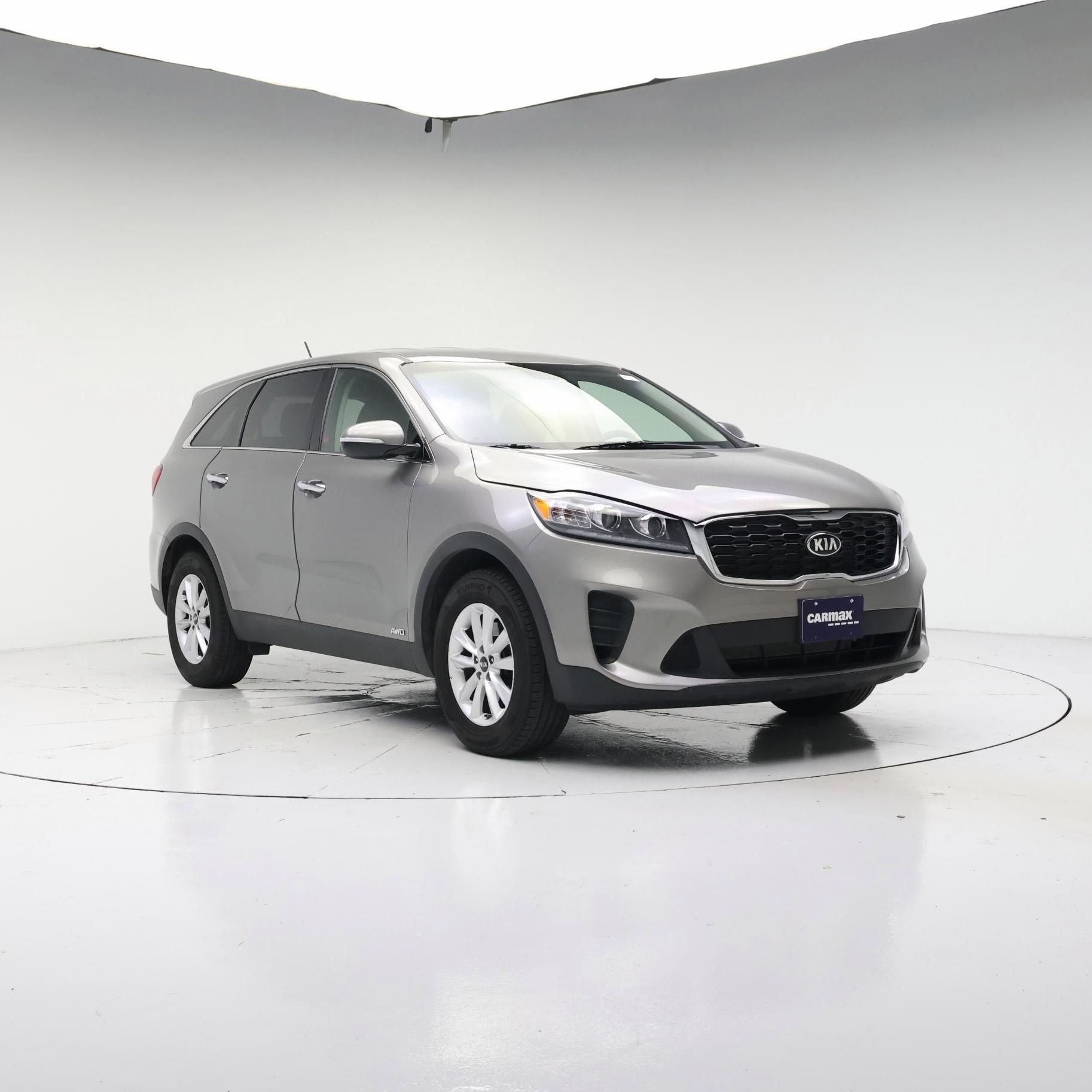 Thumbnail: 2019 Kia Sorento - 2