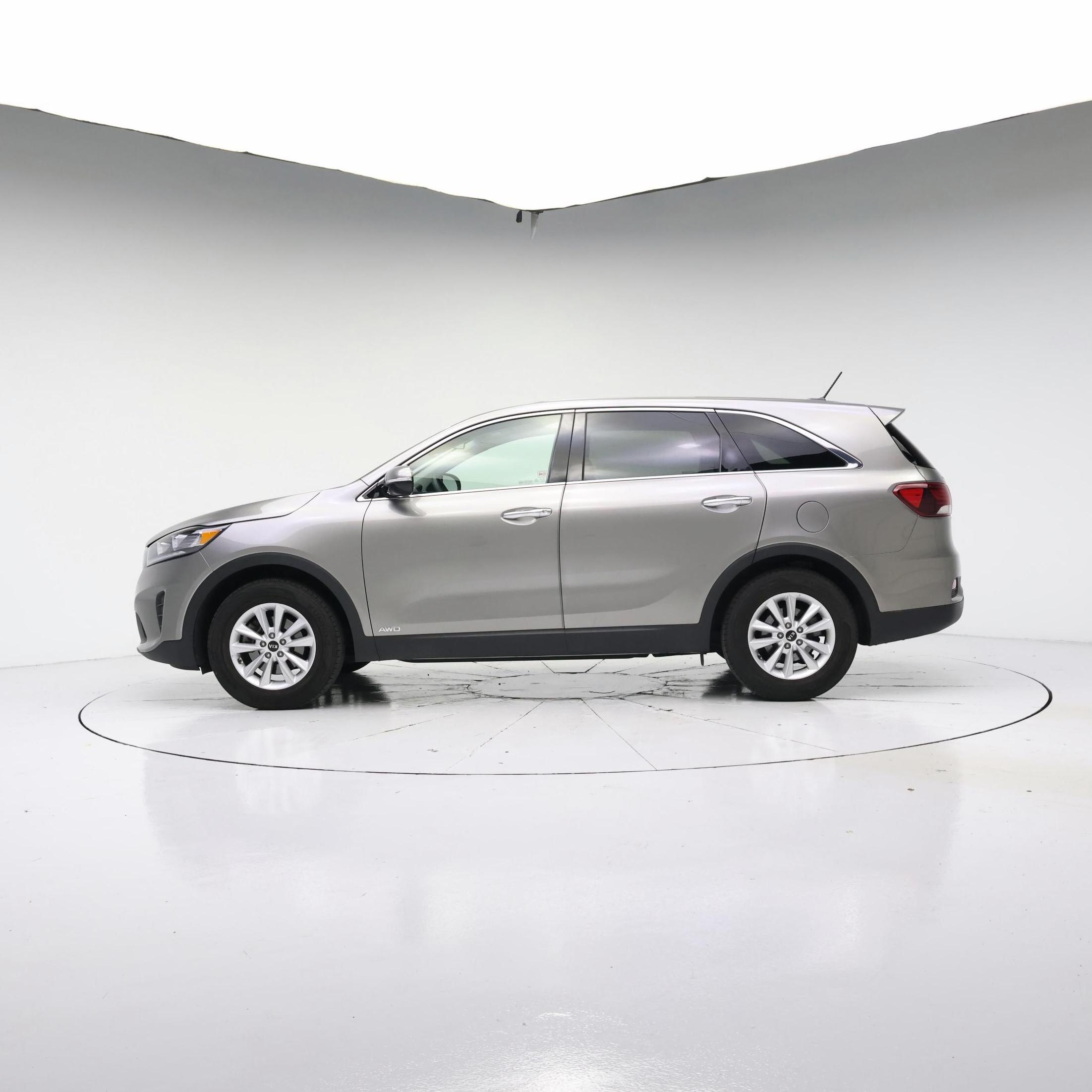 Thumbnail: 2019 Kia Sorento - 7