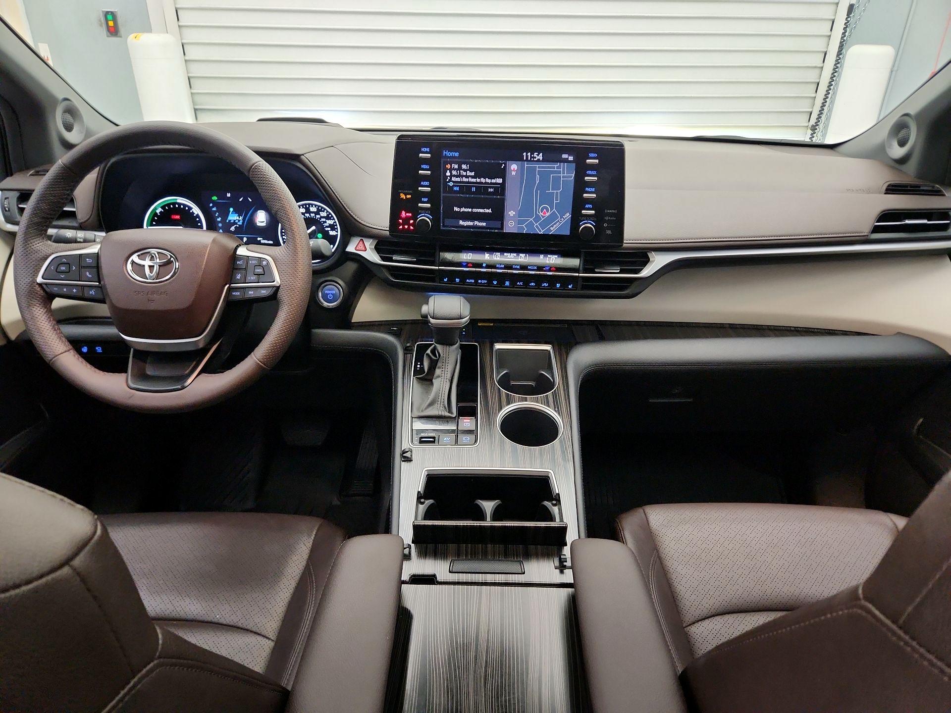 Thumbnail: 2024 Toyota Sienna - 9