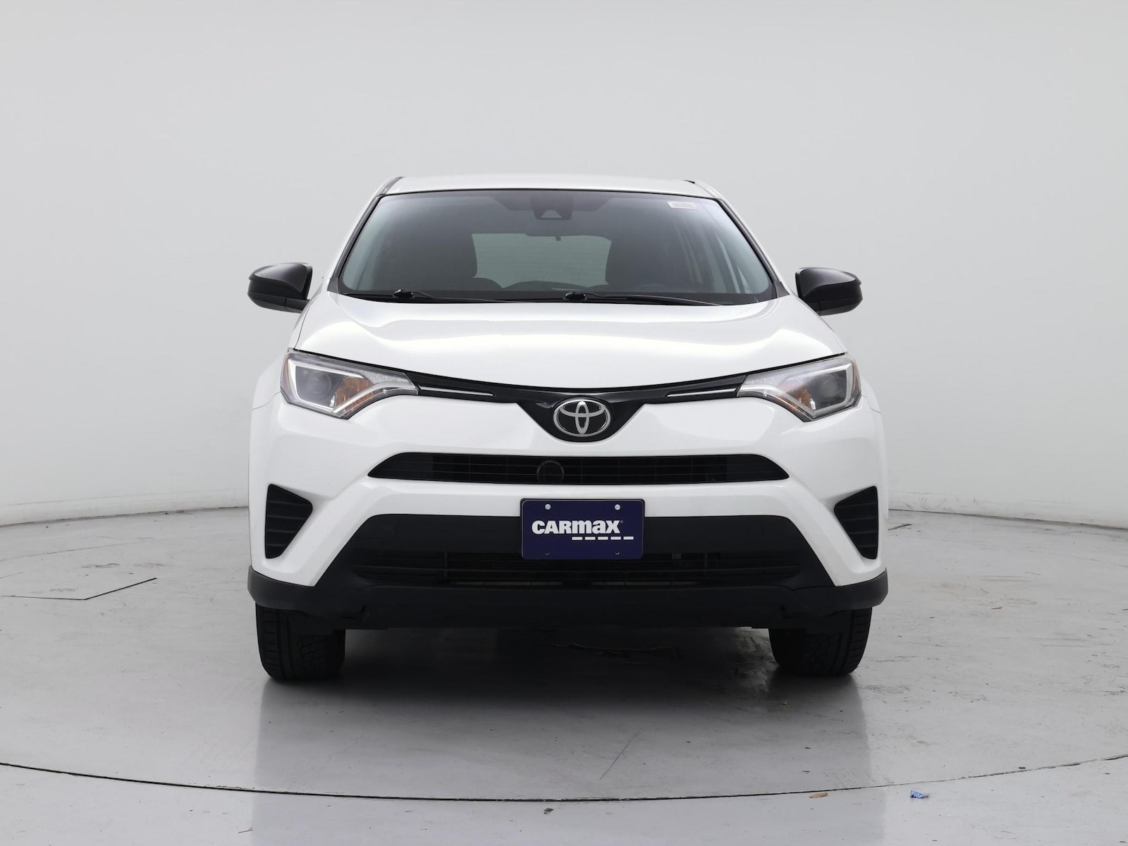 2018 Toyota RAV4 LE - Photo 6