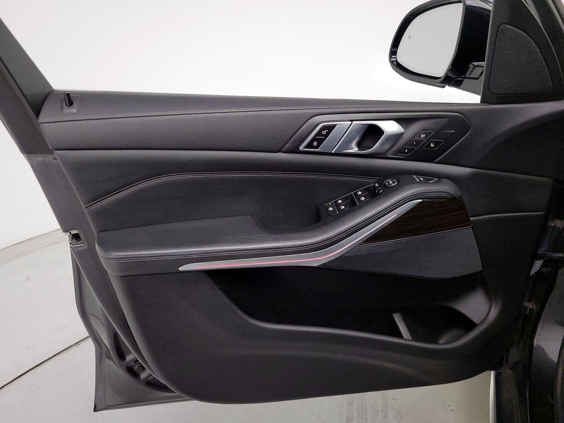 Thumbnail: 2021 BMW X5 - 12