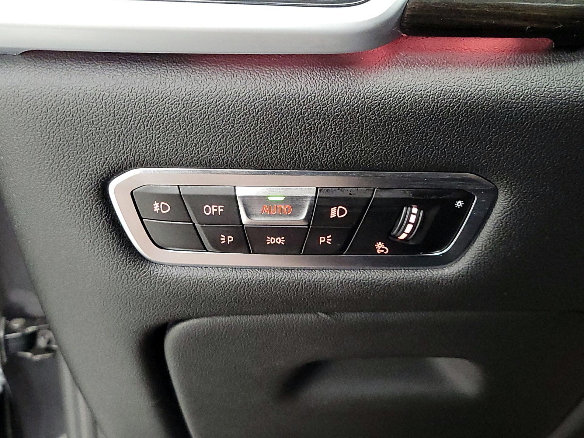 Thumbnail: 2021 BMW X5 - 13