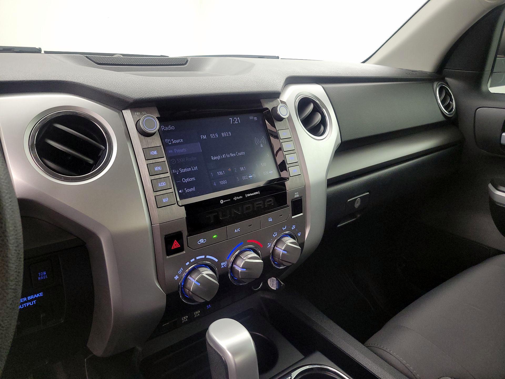 Thumbnail: 2020 Toyota Tundra - 15