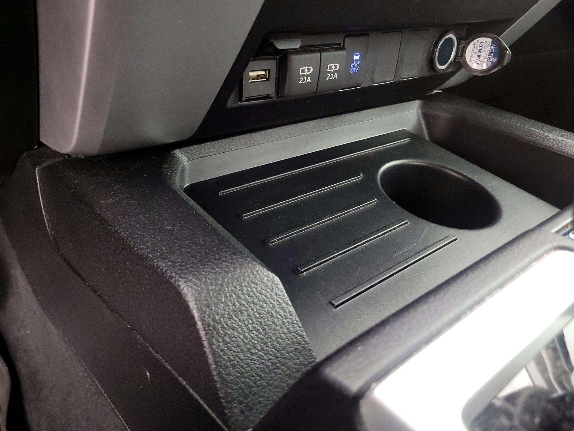 Thumbnail: 2020 Toyota Tundra - 18