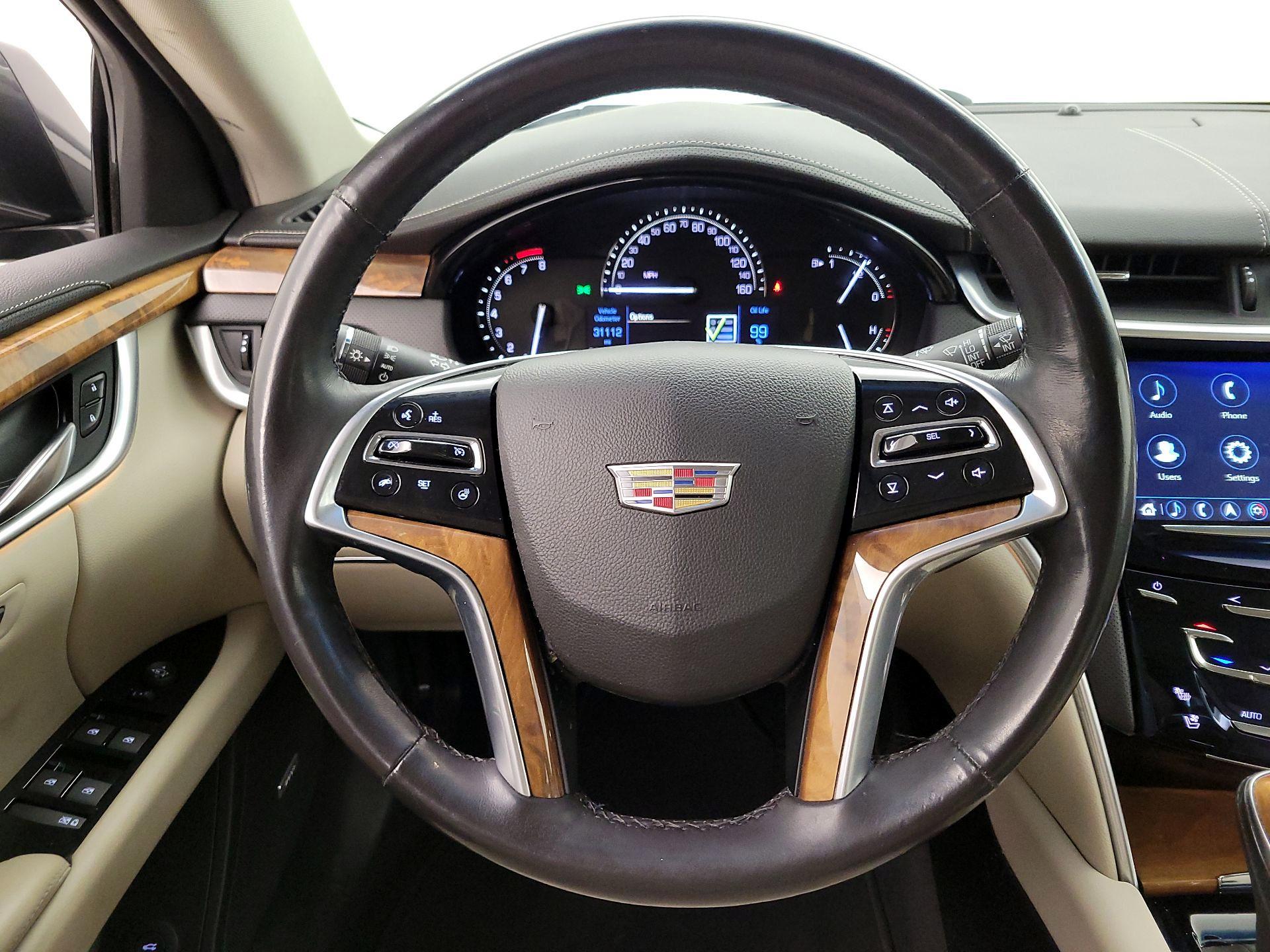 Thumbnail: 2018 Cadillac XTS - 10