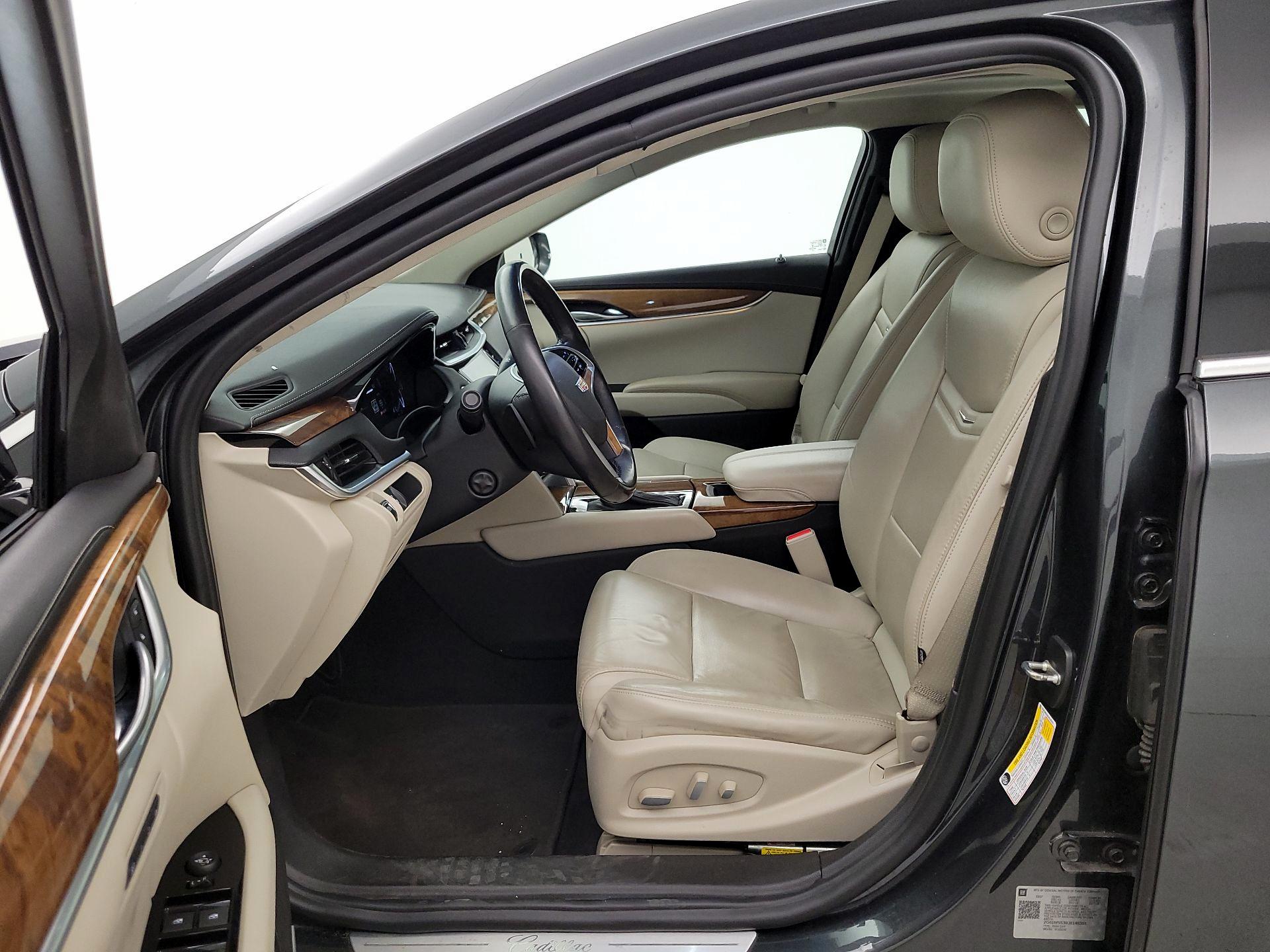 Thumbnail: 2018 Cadillac XTS - 11