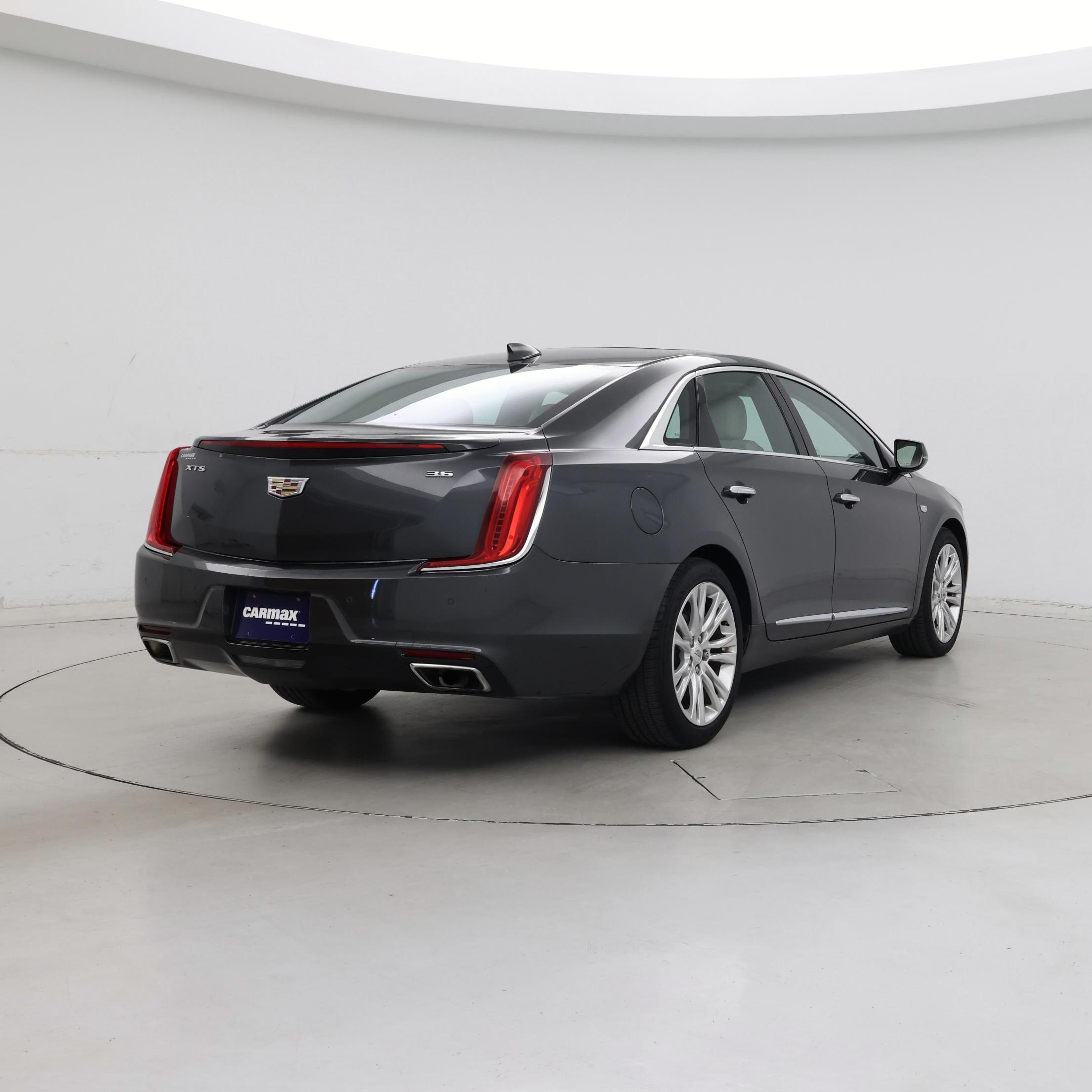 Thumbnail: 2018 Cadillac XTS - 8