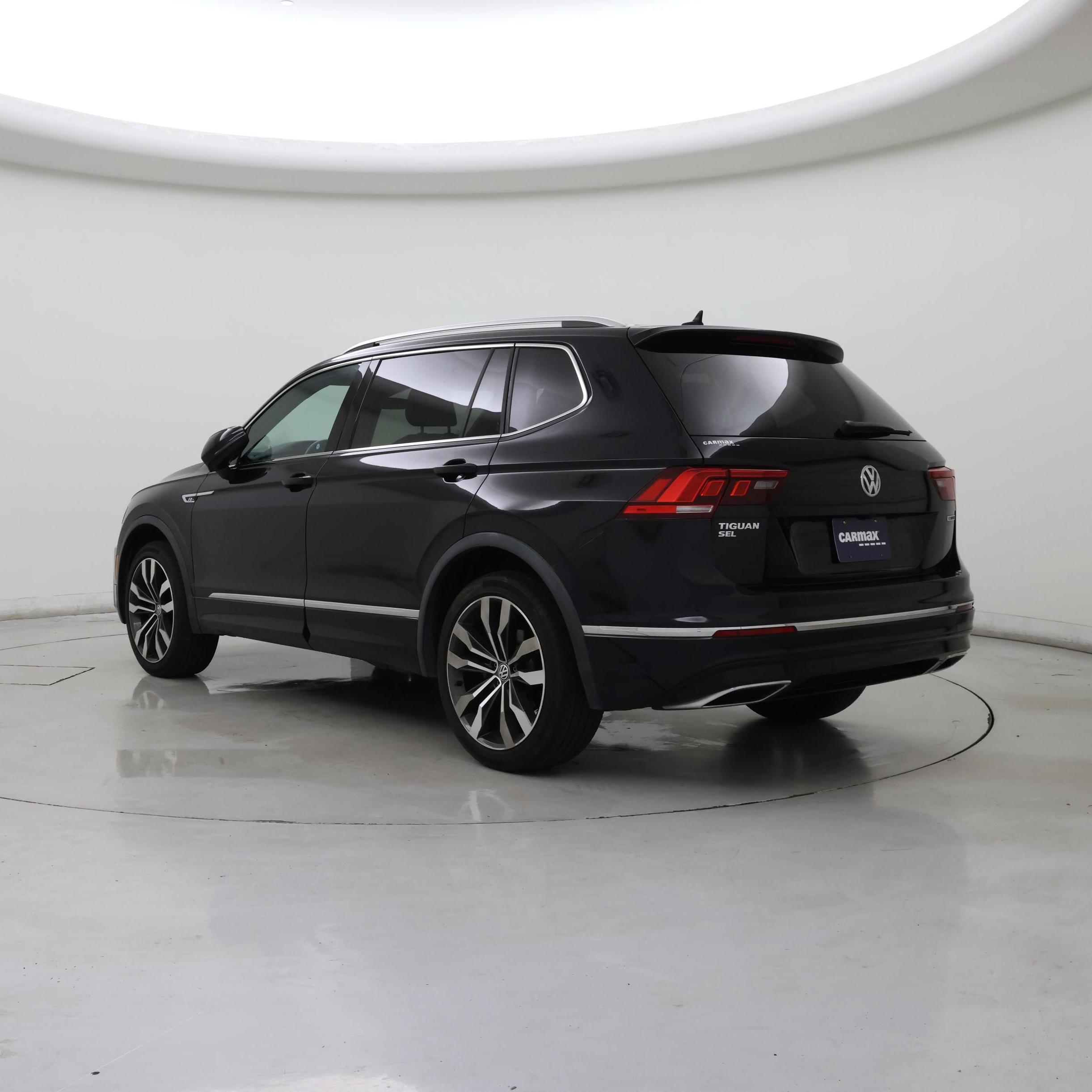 Thumbnail: 2020 Volkswagen Tiguan - 2