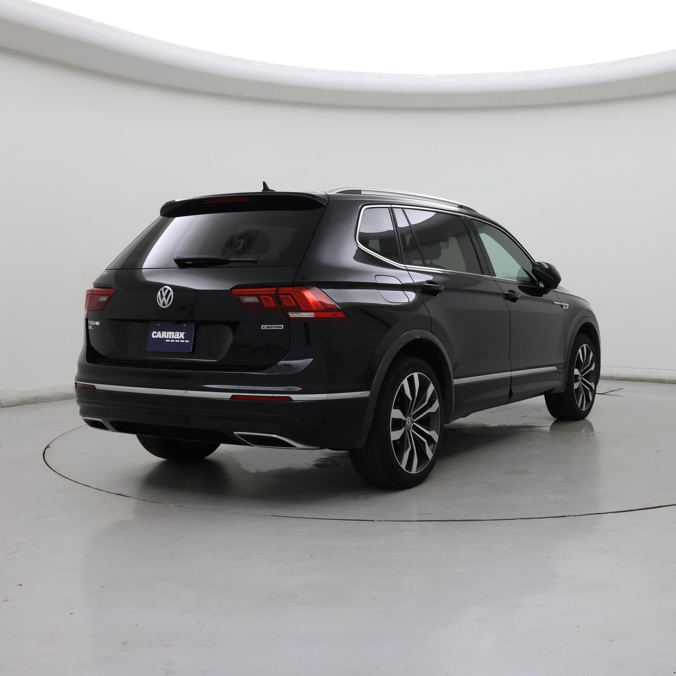 Thumbnail: 2020 Volkswagen Tiguan - 8