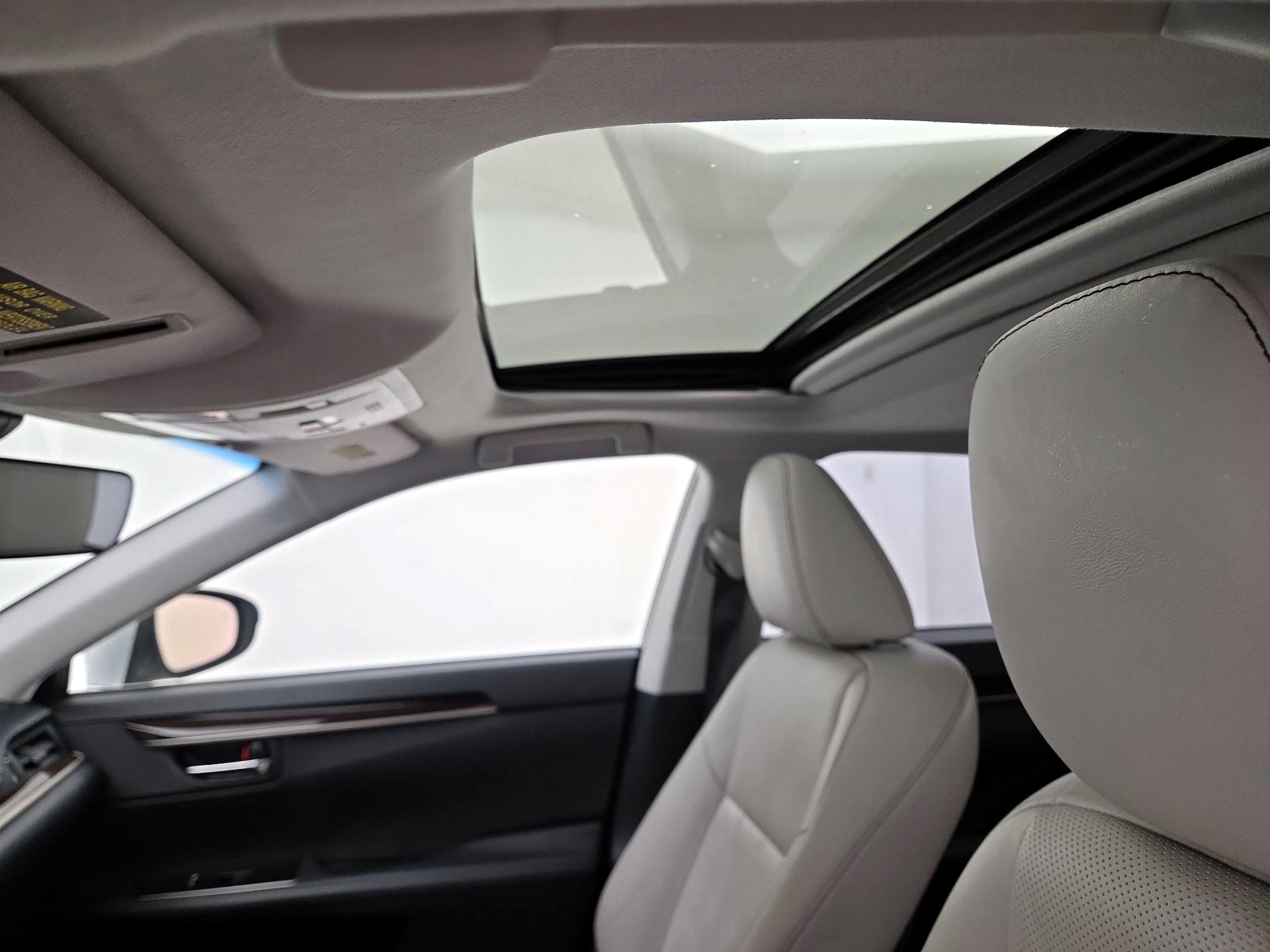 Thumbnail: 2016 Lexus ES - 20