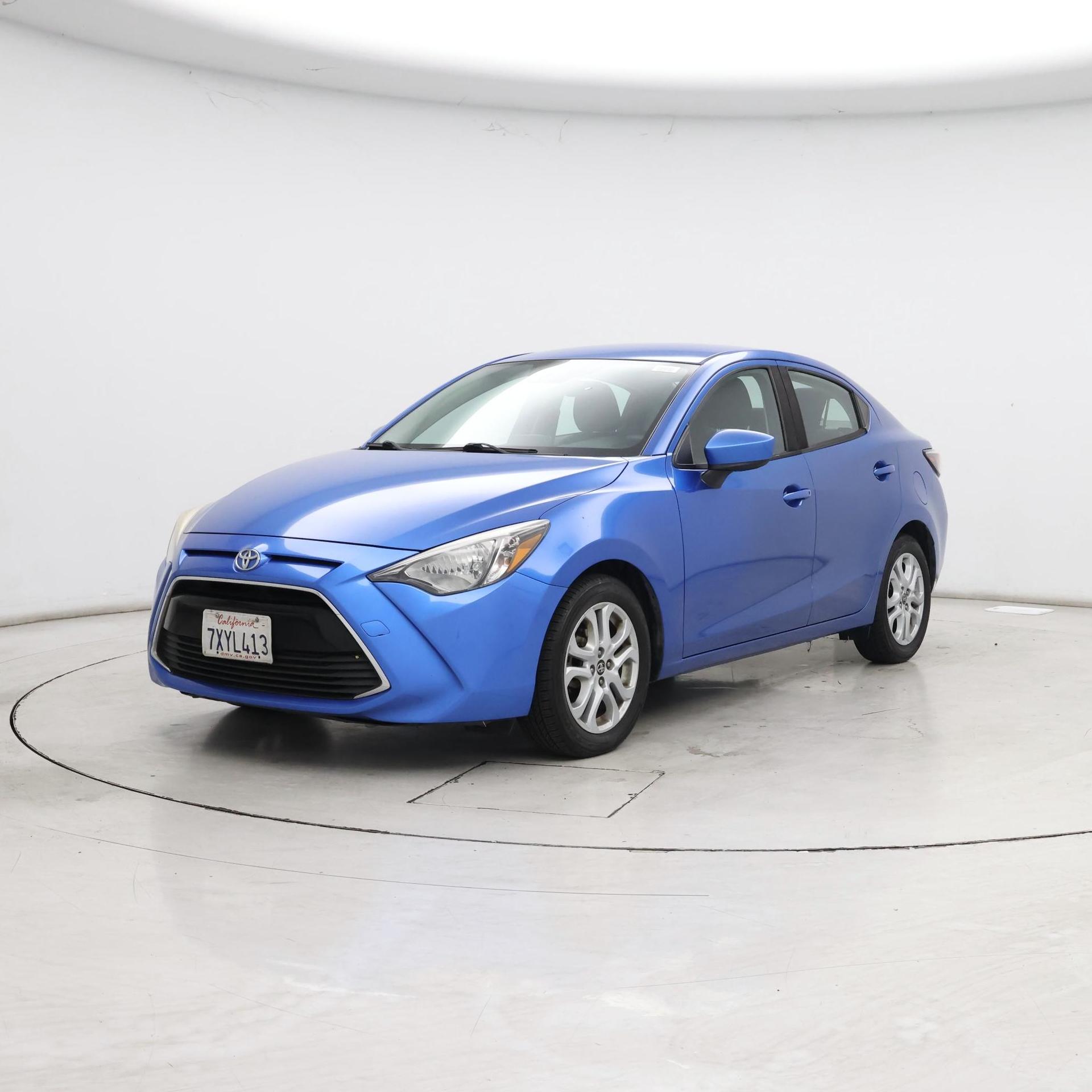 Thumbnail: 2017 Toyota Yaris iA - 4