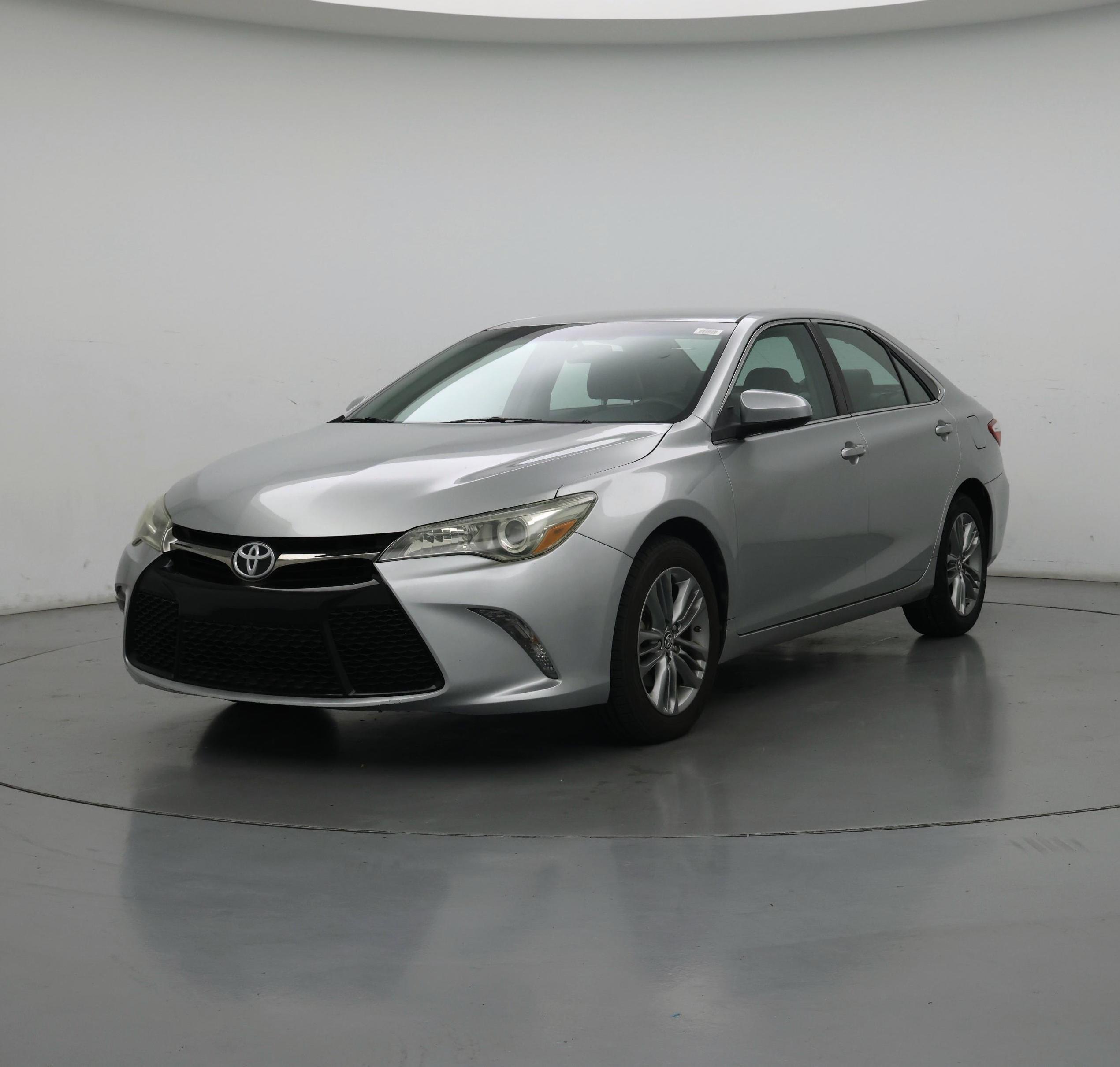 Thumbnail: 2015 Toyota Camry - 4