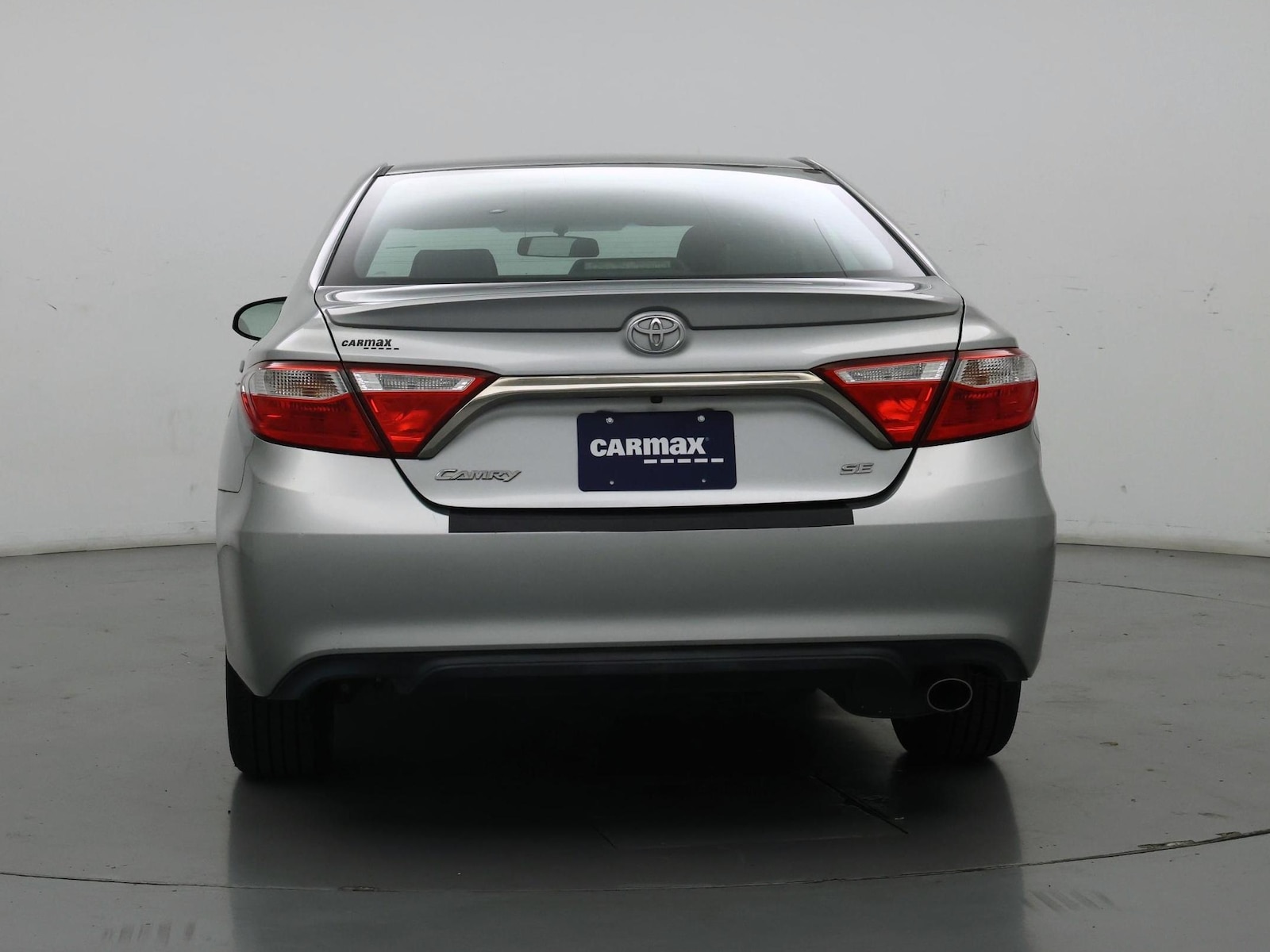 2015 Toyota Camry SE - Photo 7
