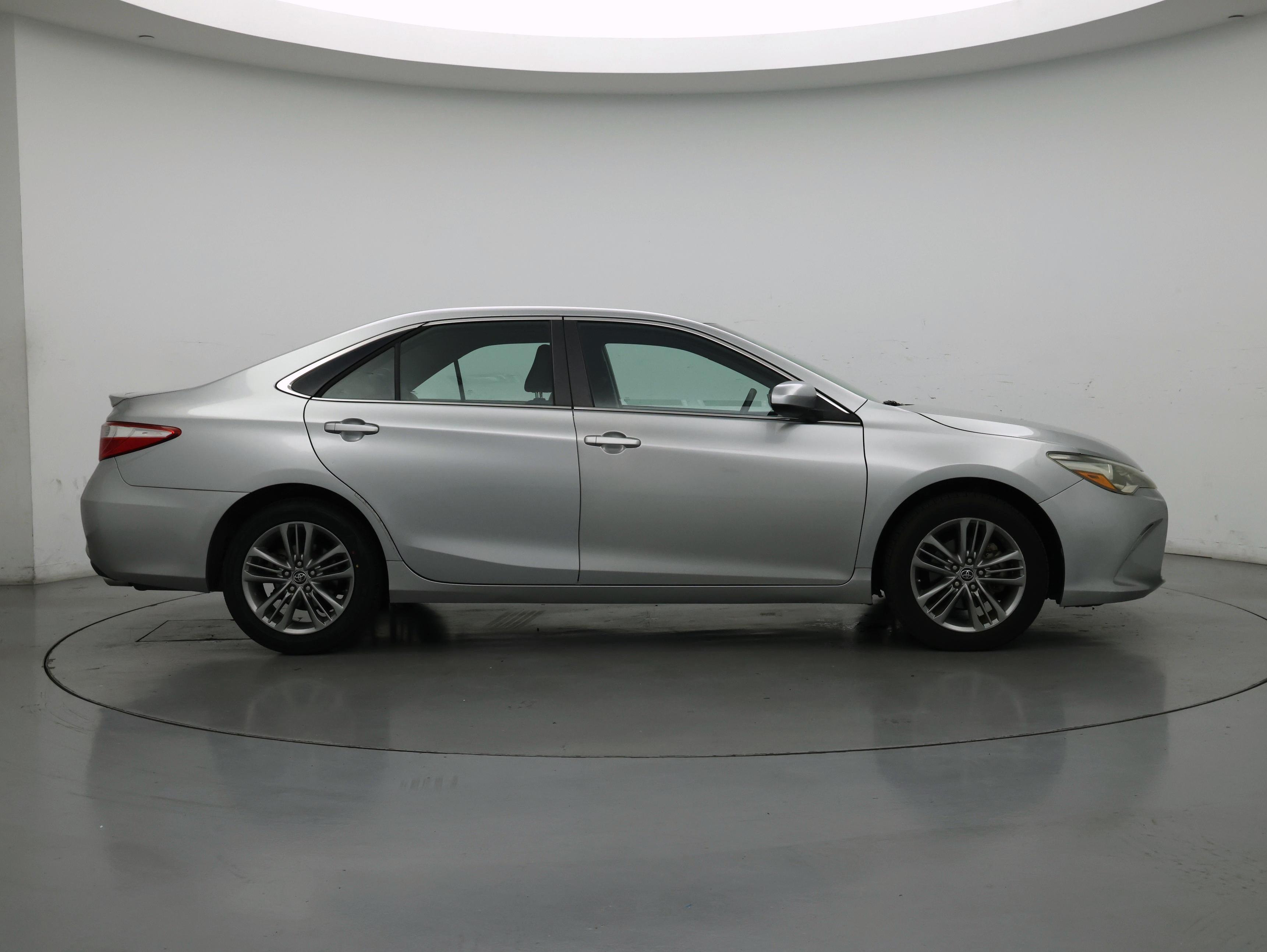 Thumbnail: 2015 Toyota Camry - 7