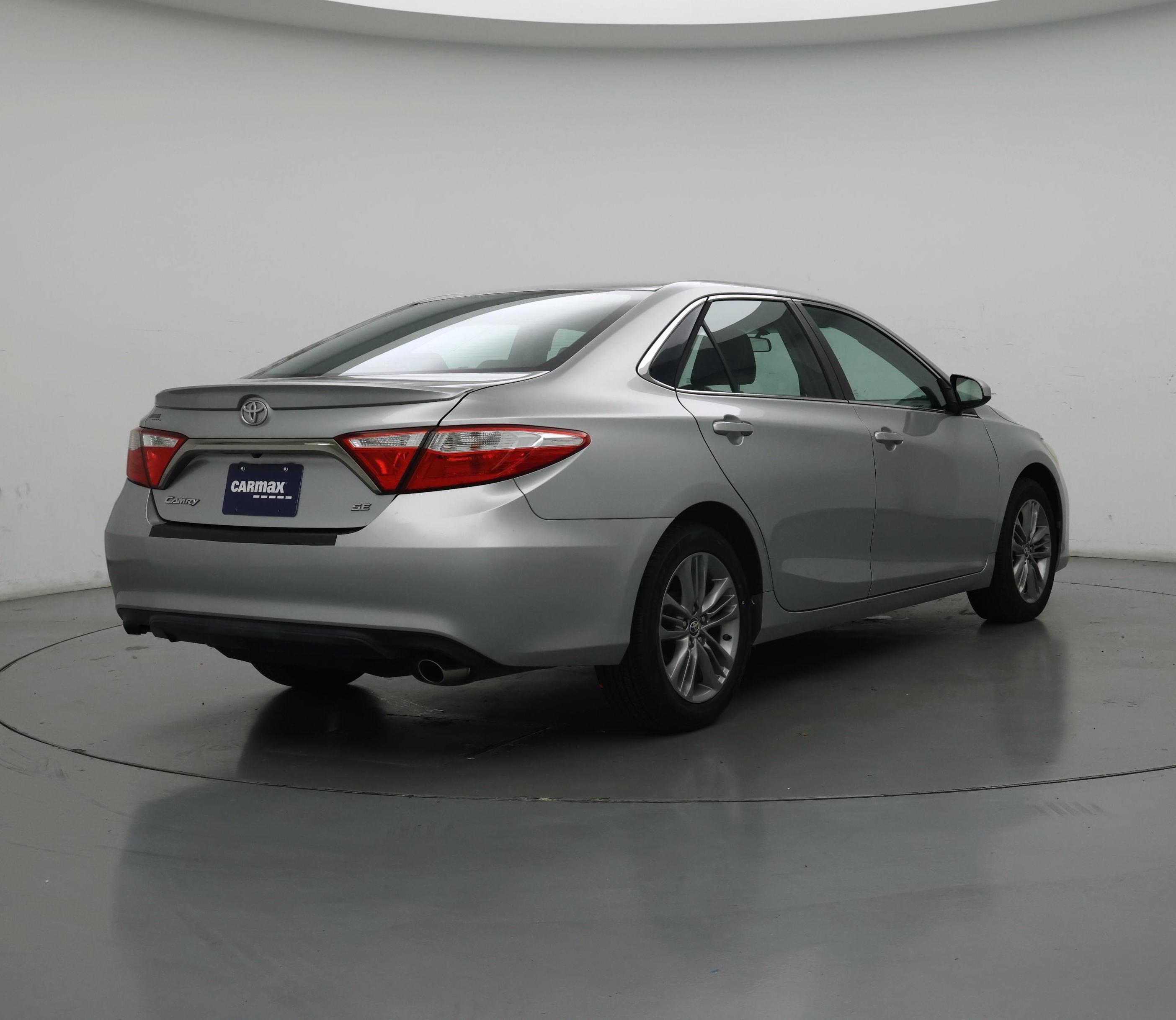 Thumbnail: 2015 Toyota Camry - 8