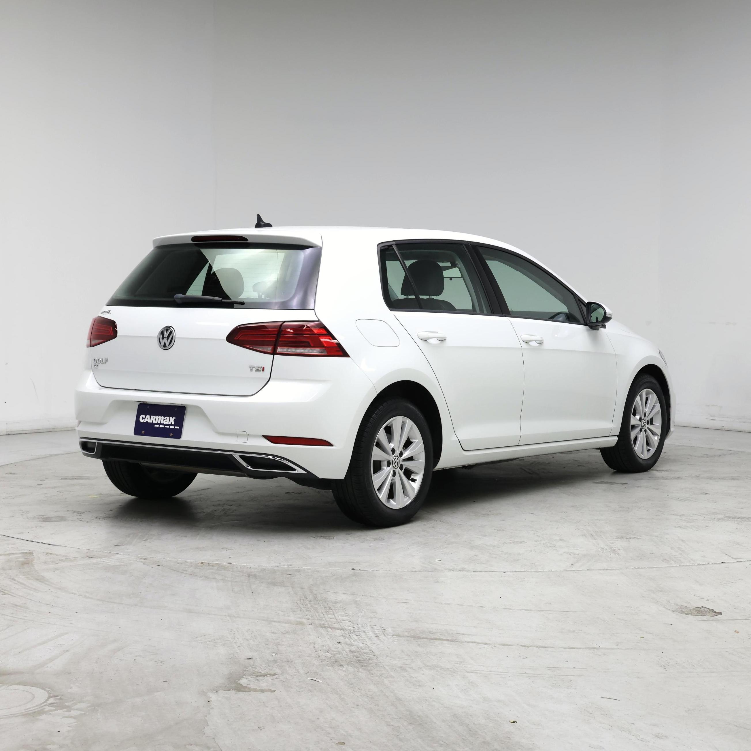Thumbnail: 2018 Volkswagen Golf - 8