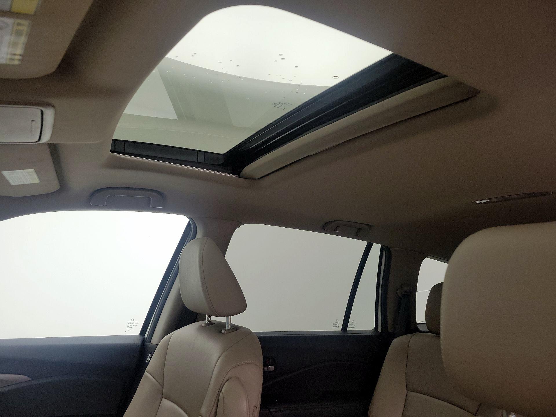 Thumbnail: 2016 Honda Pilot - 20
