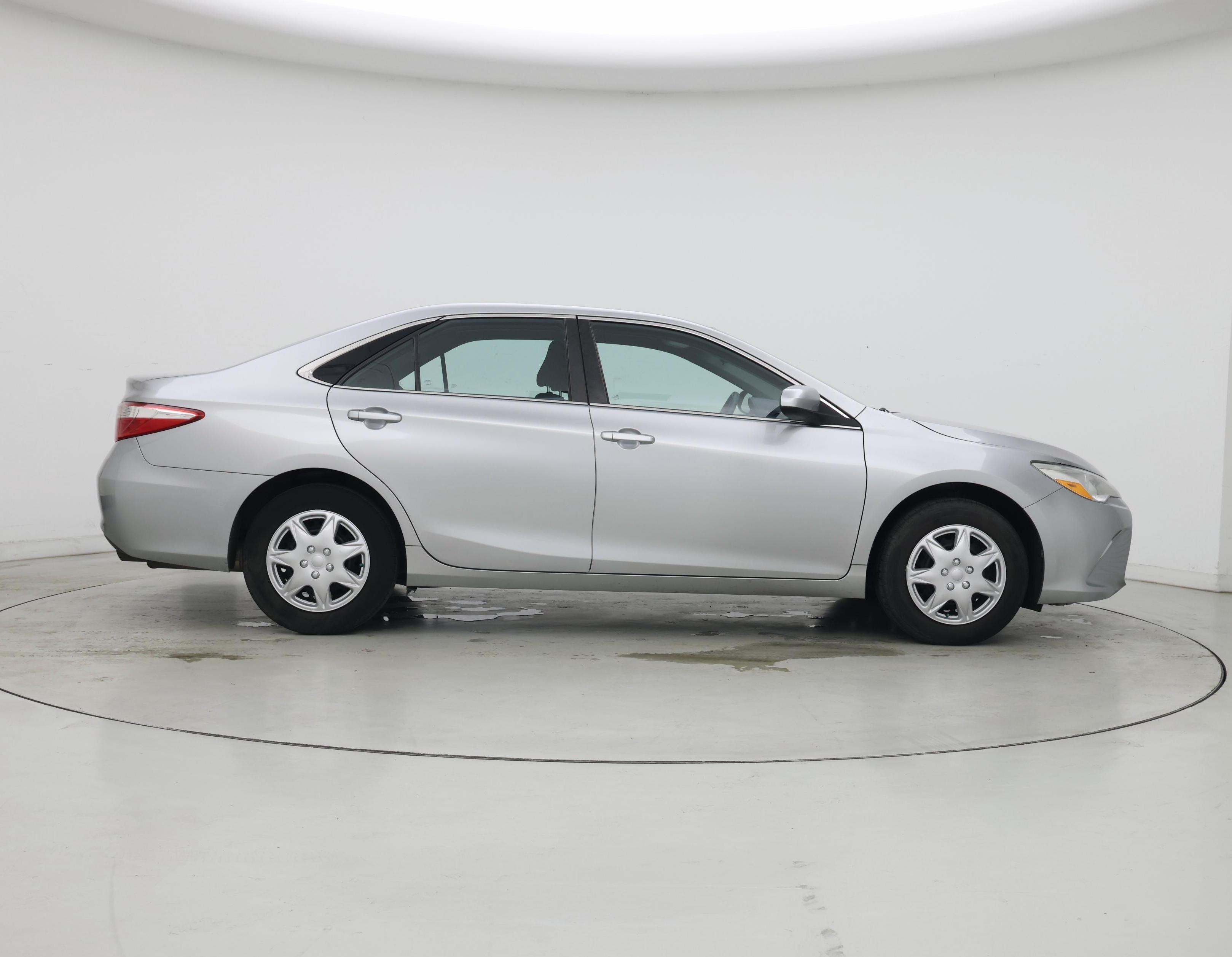 Thumbnail: 2016 Toyota Camry - 7