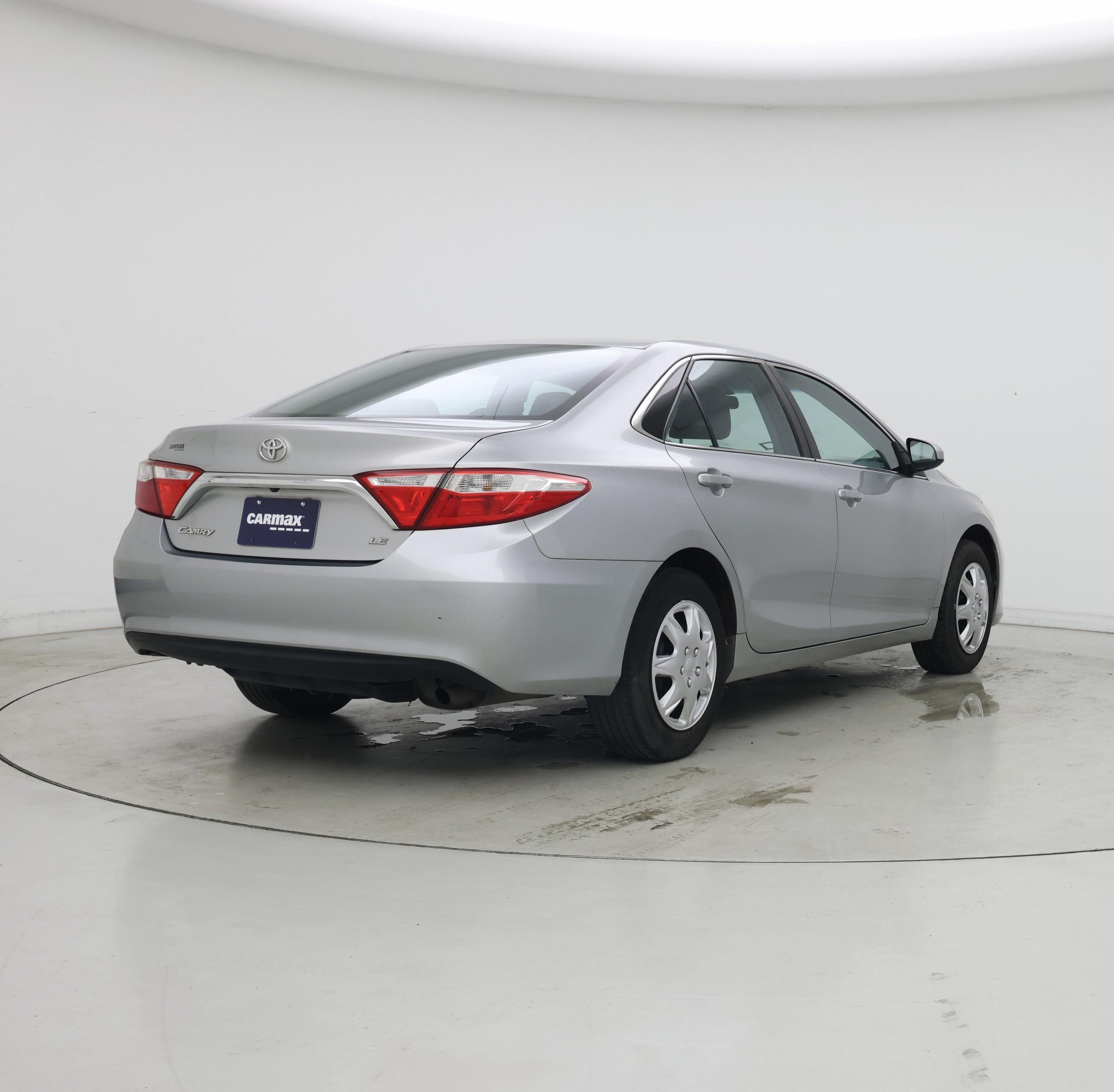 Thumbnail: 2016 Toyota Camry - 8