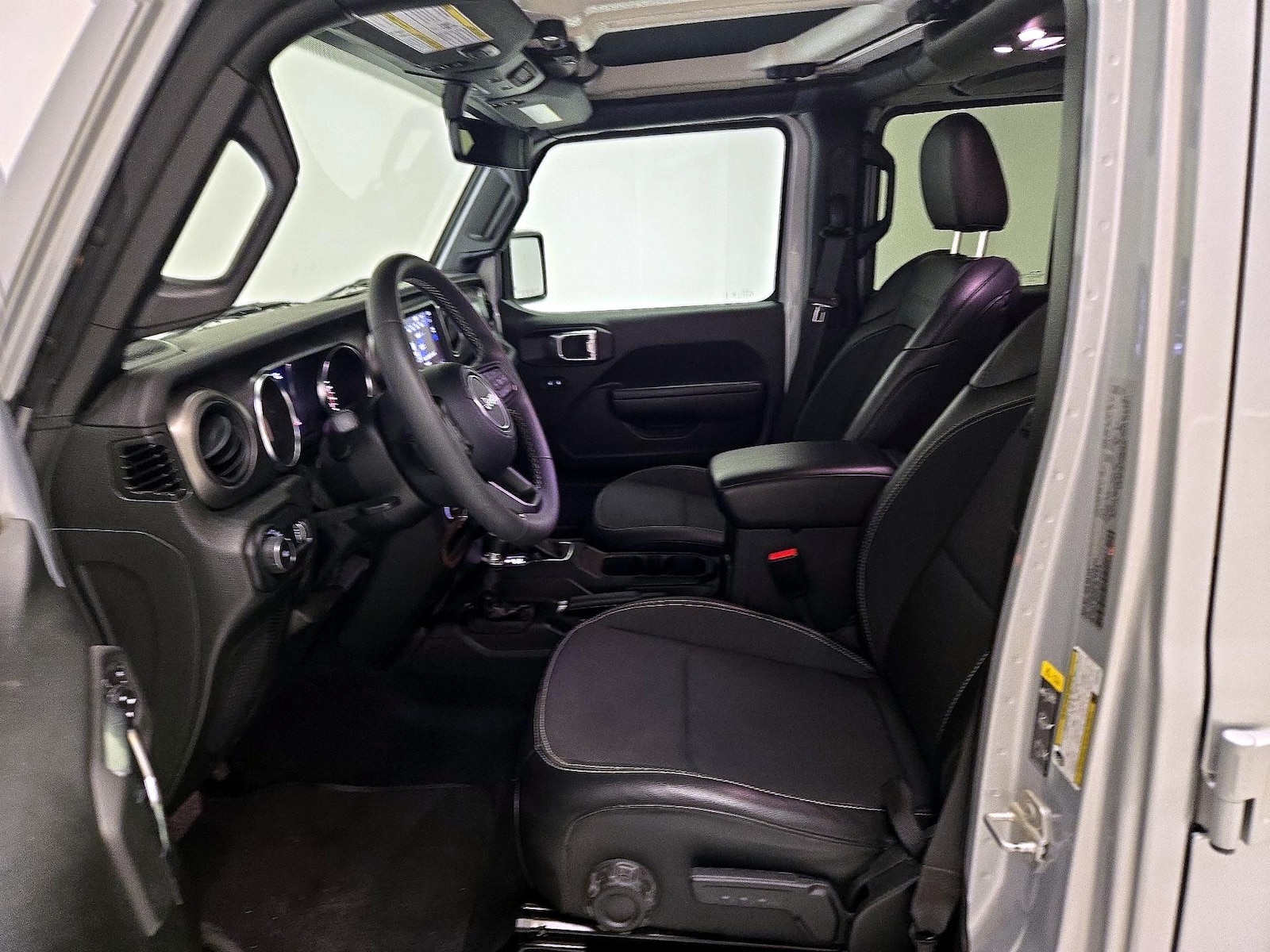 2023 Jeep Wrangler 4-Door Freedom - Photo 12